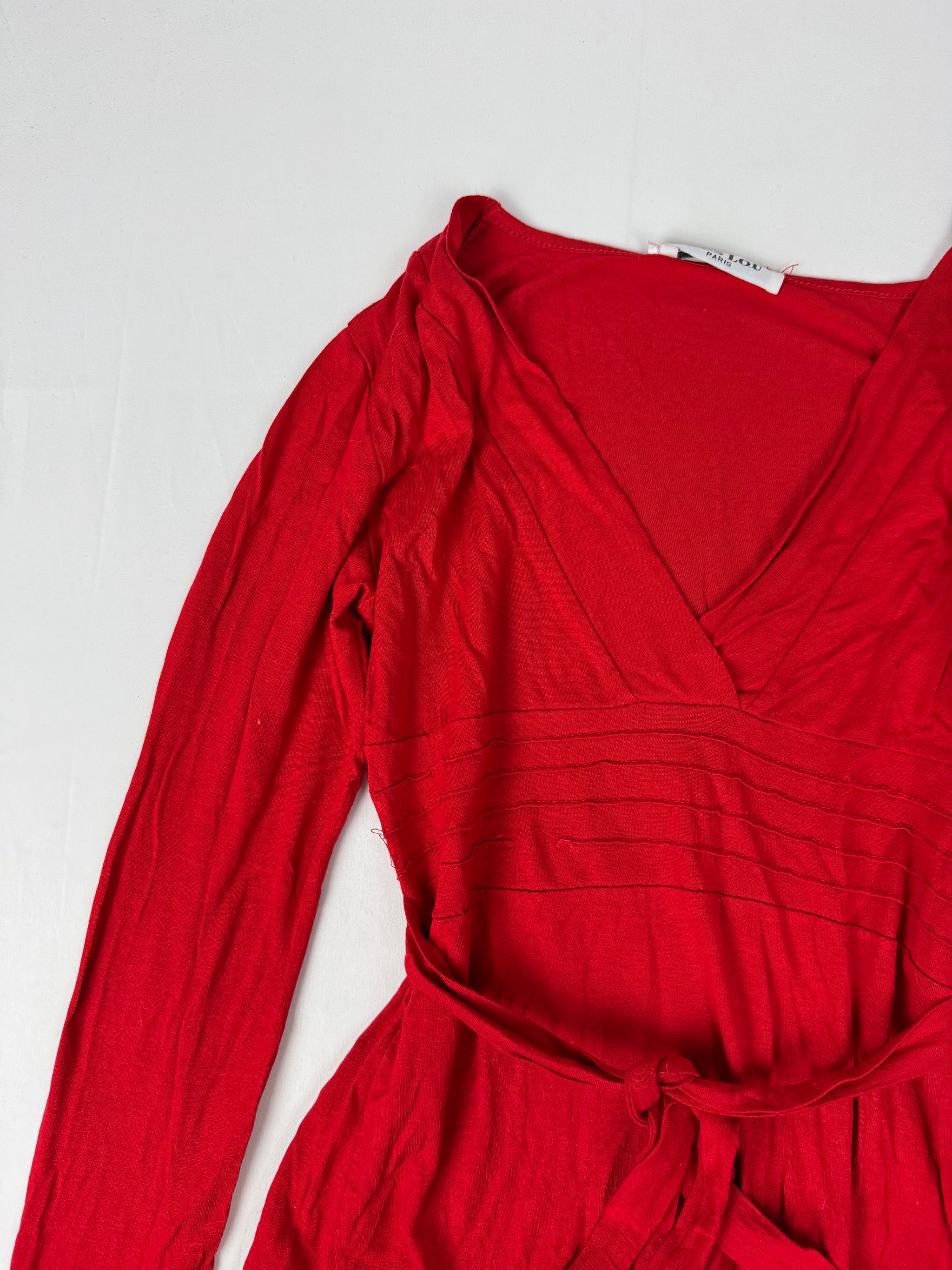 Red tie up tight fit long sleeves top (S/M)