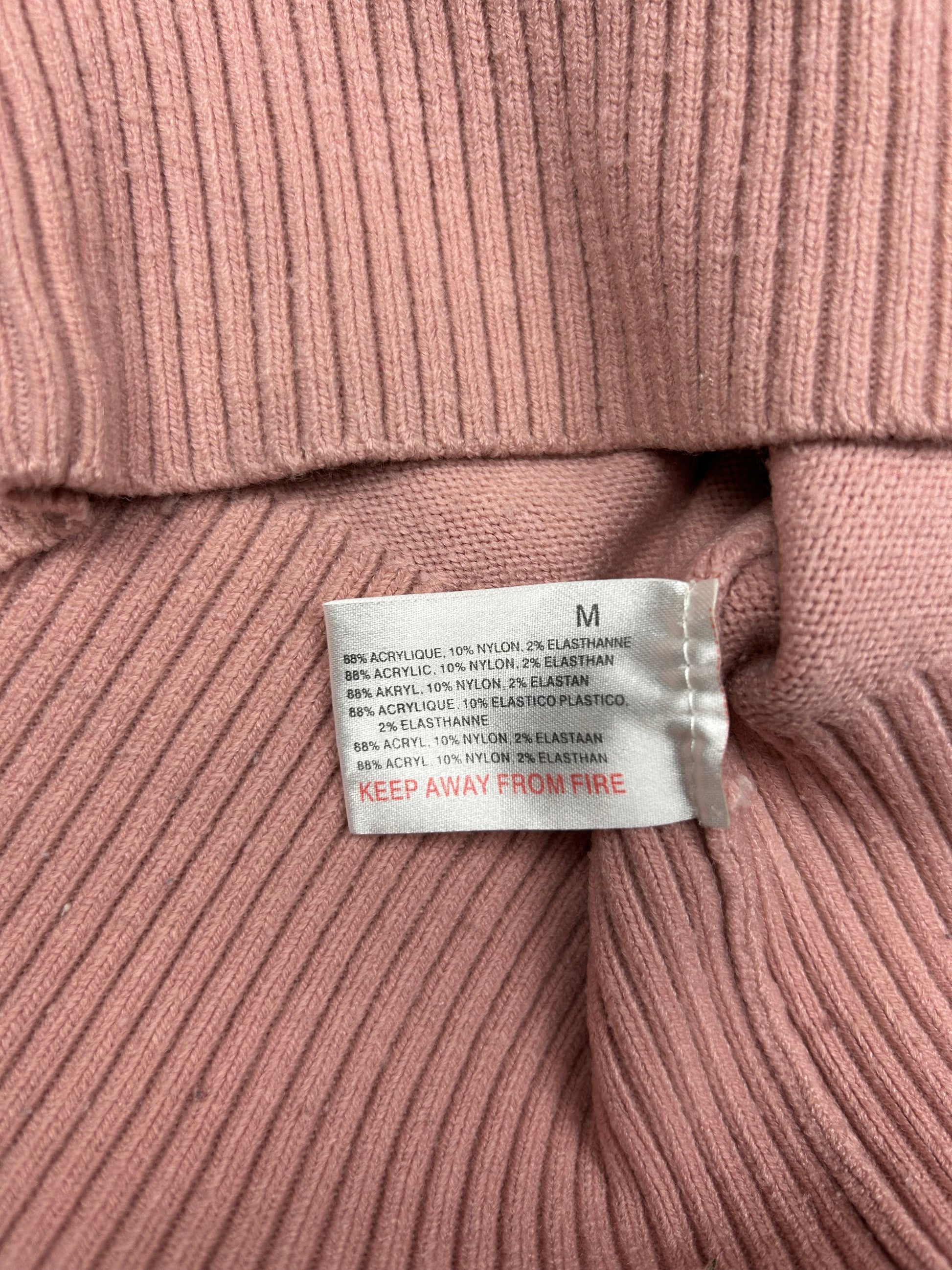 Pink turtleneck jumper (M)