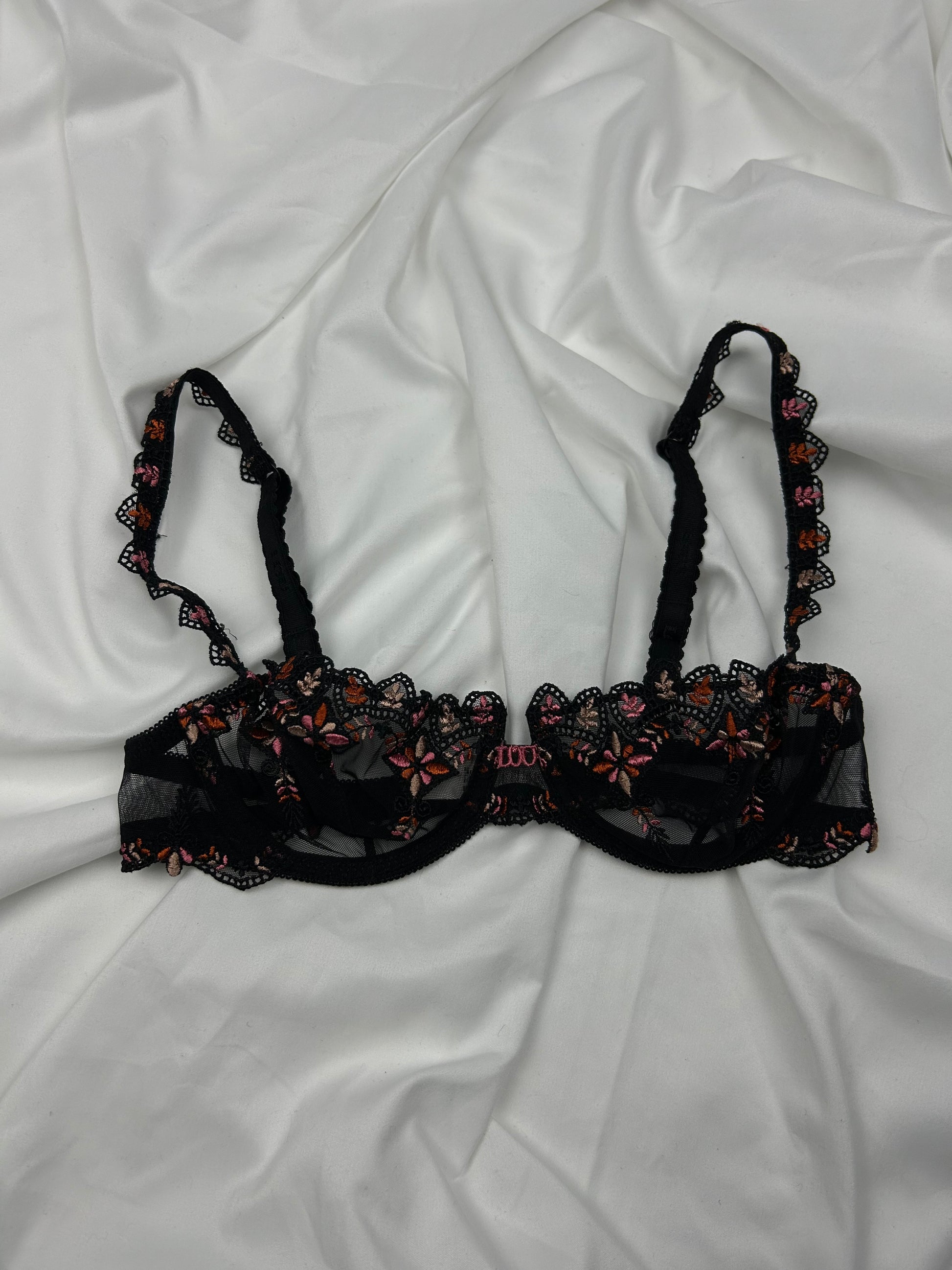 Black lace embroidered mesh balcony vintage bra