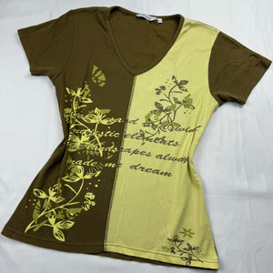 Khaki graphic 100% cotton tee (M/L)