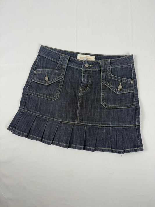 Navy denim pleated low rise mini skirt (M/L)