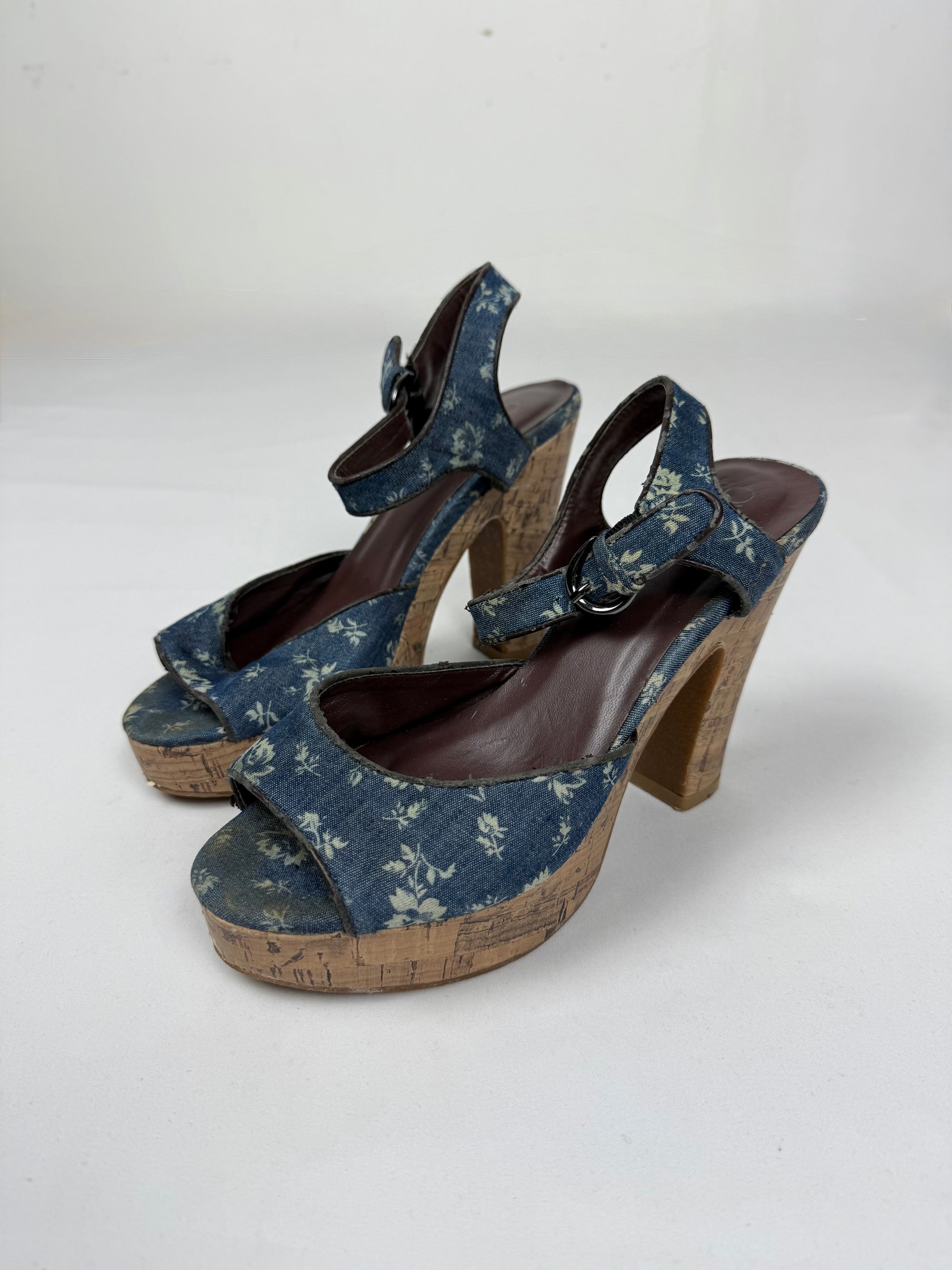 Blue floral wood heels (37)