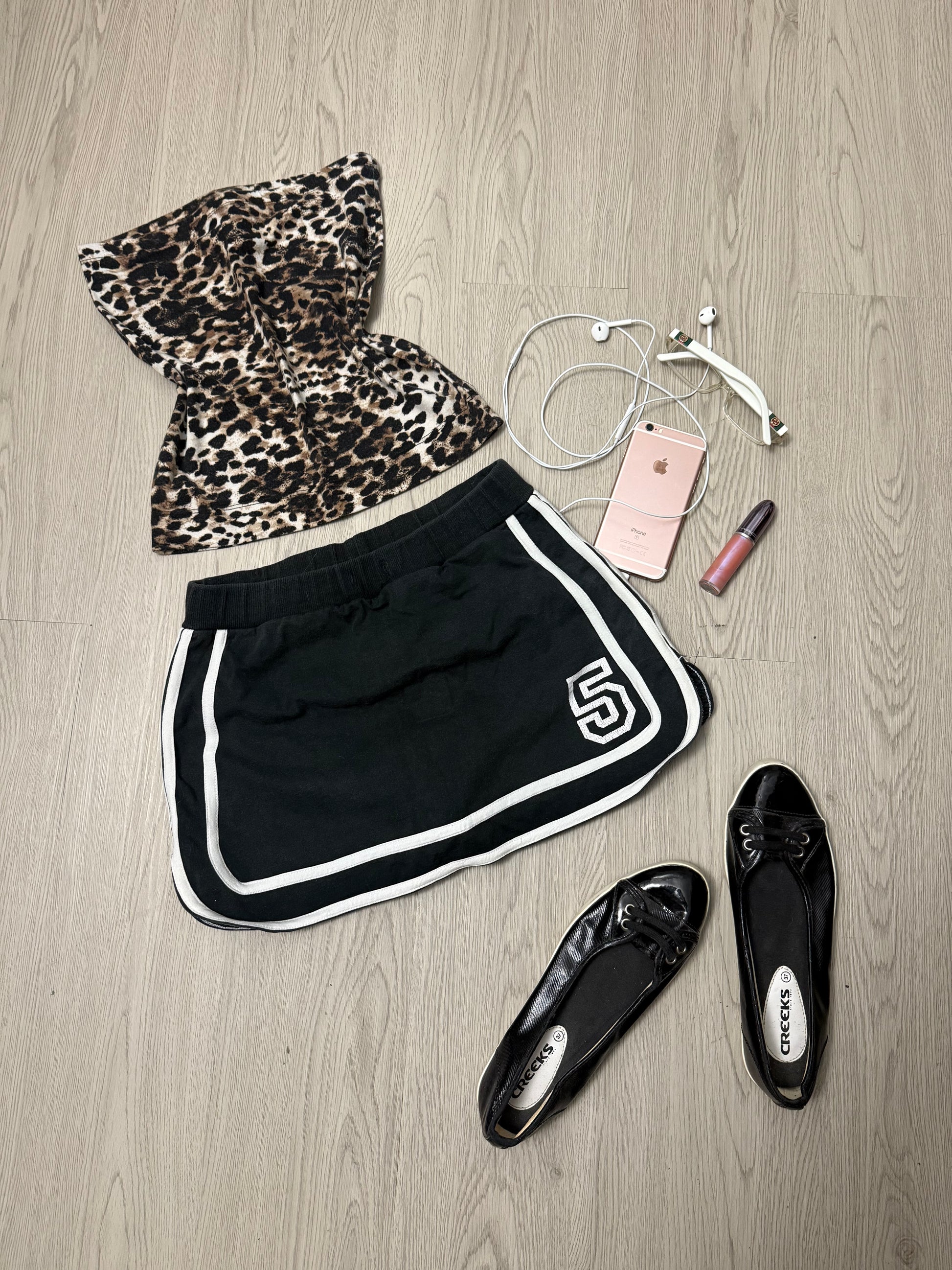 Black cotton low rise mini skort (XS)