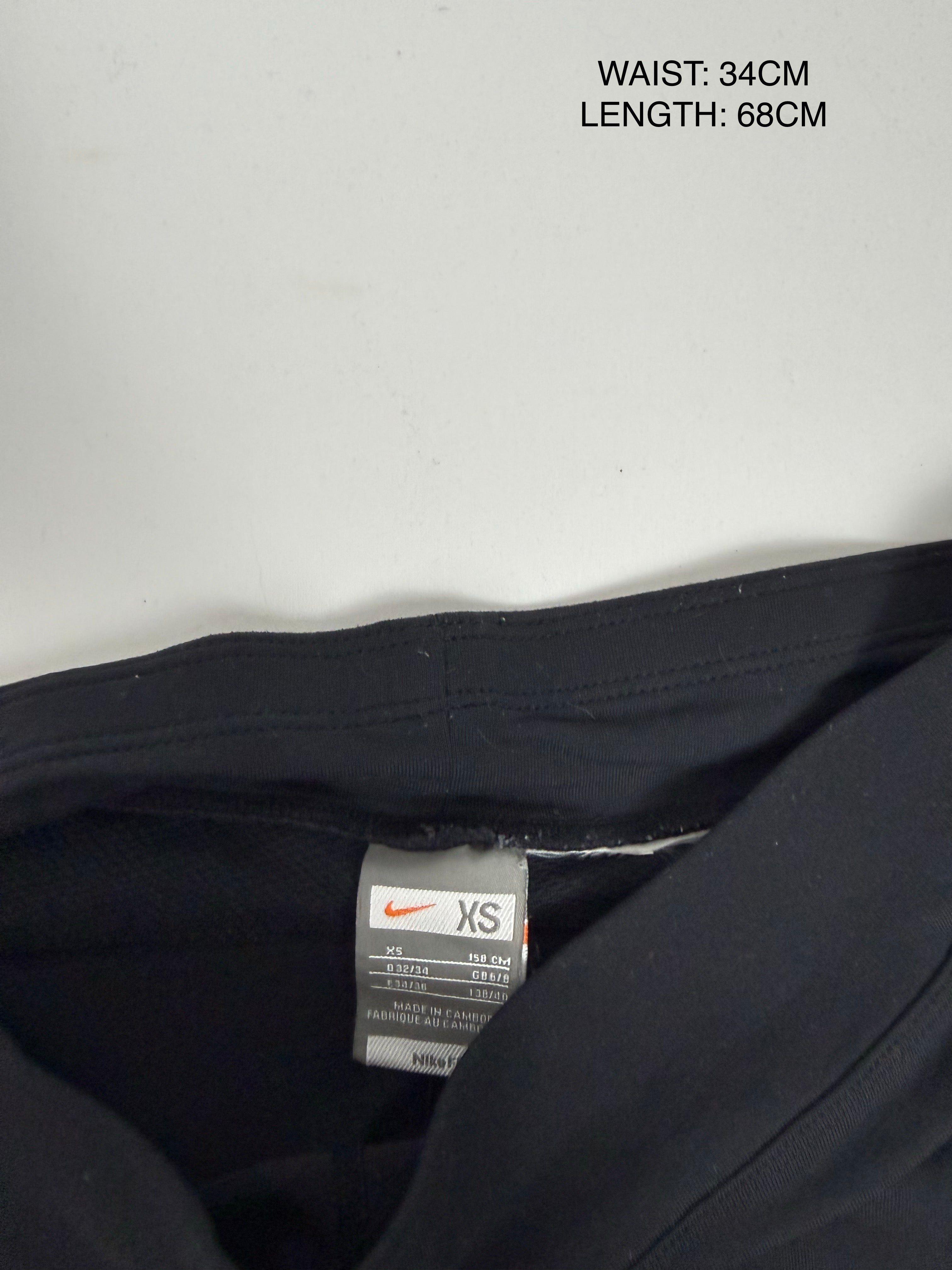 Black activewear capri pants (XS)