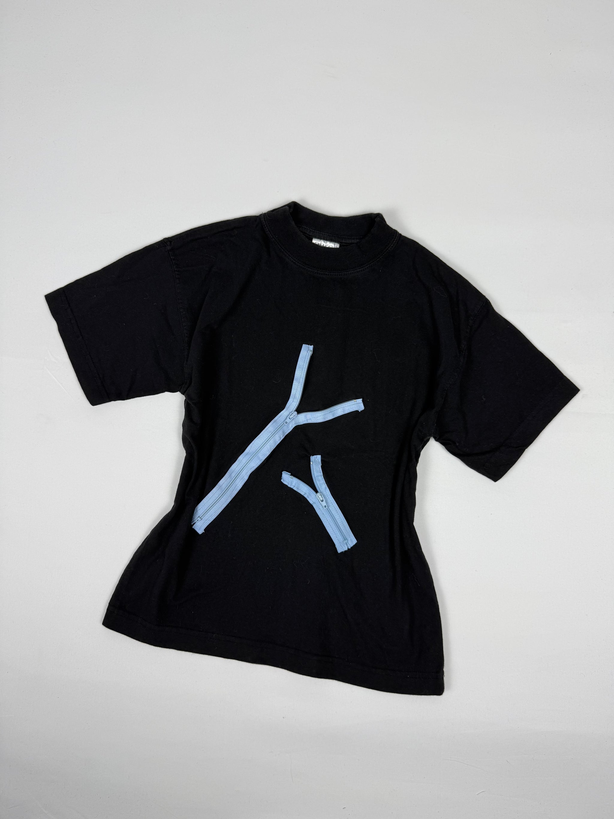 Black cotton zip up detail tee (S/M)