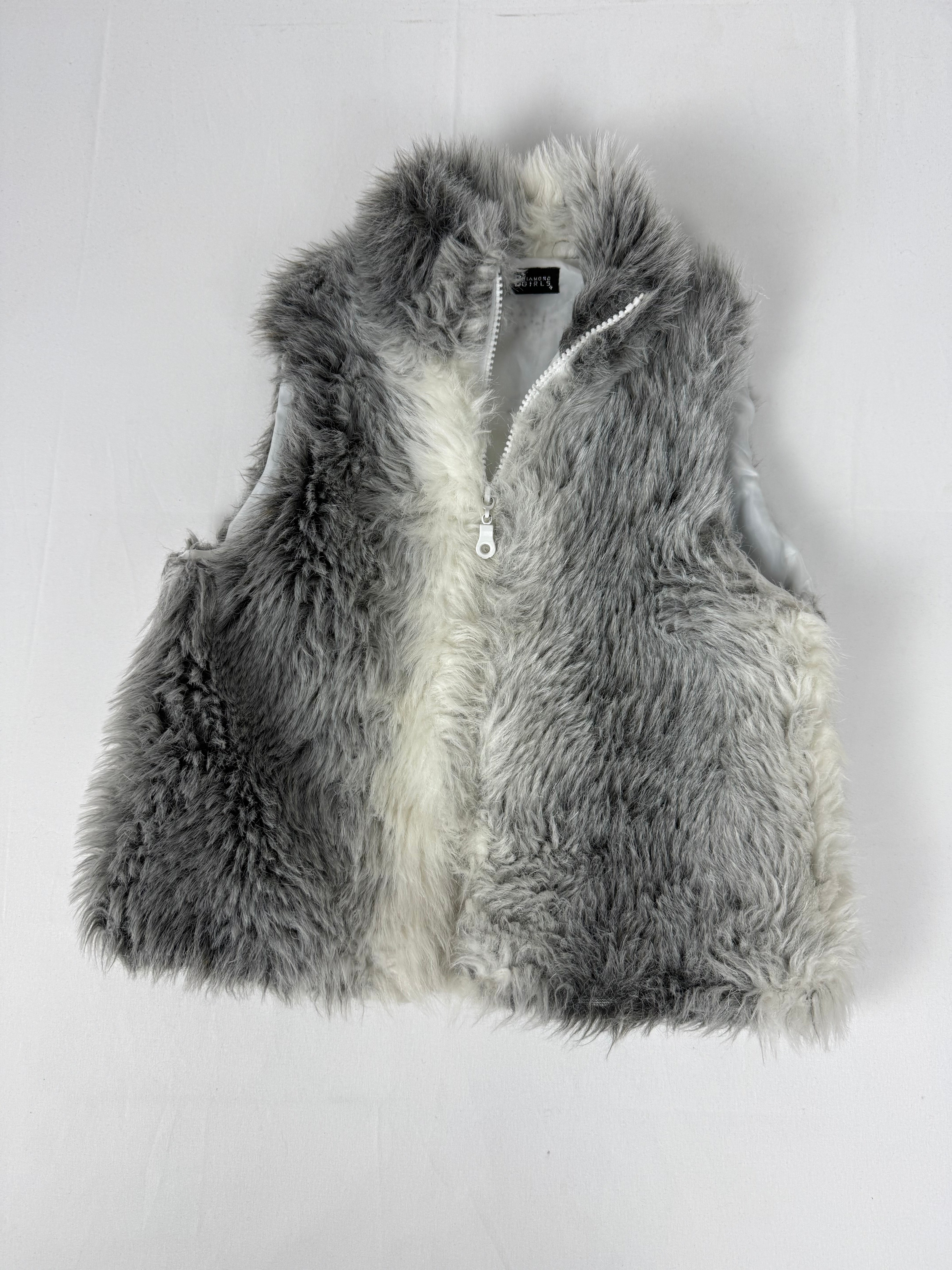 Grey faux fur zip up sleeveless jacket (XS)