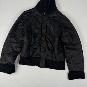 Black zip up puffer jacket (L)