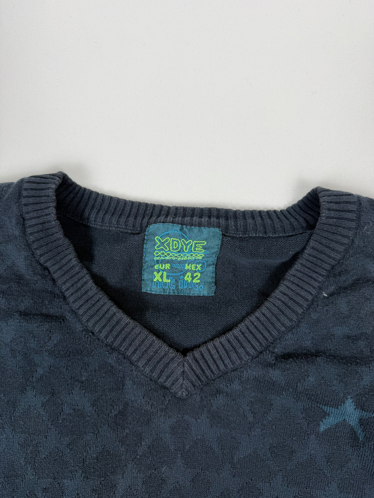 Navy stars print V neck jumper (XL)