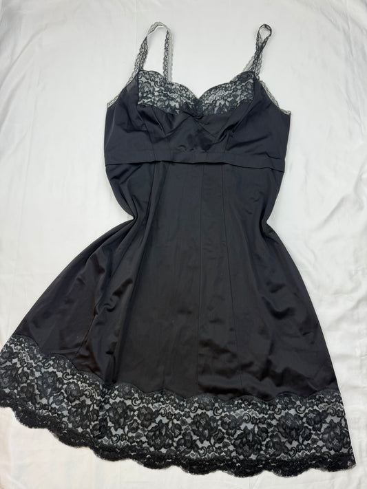 Black silky babydoll mini dress (L)