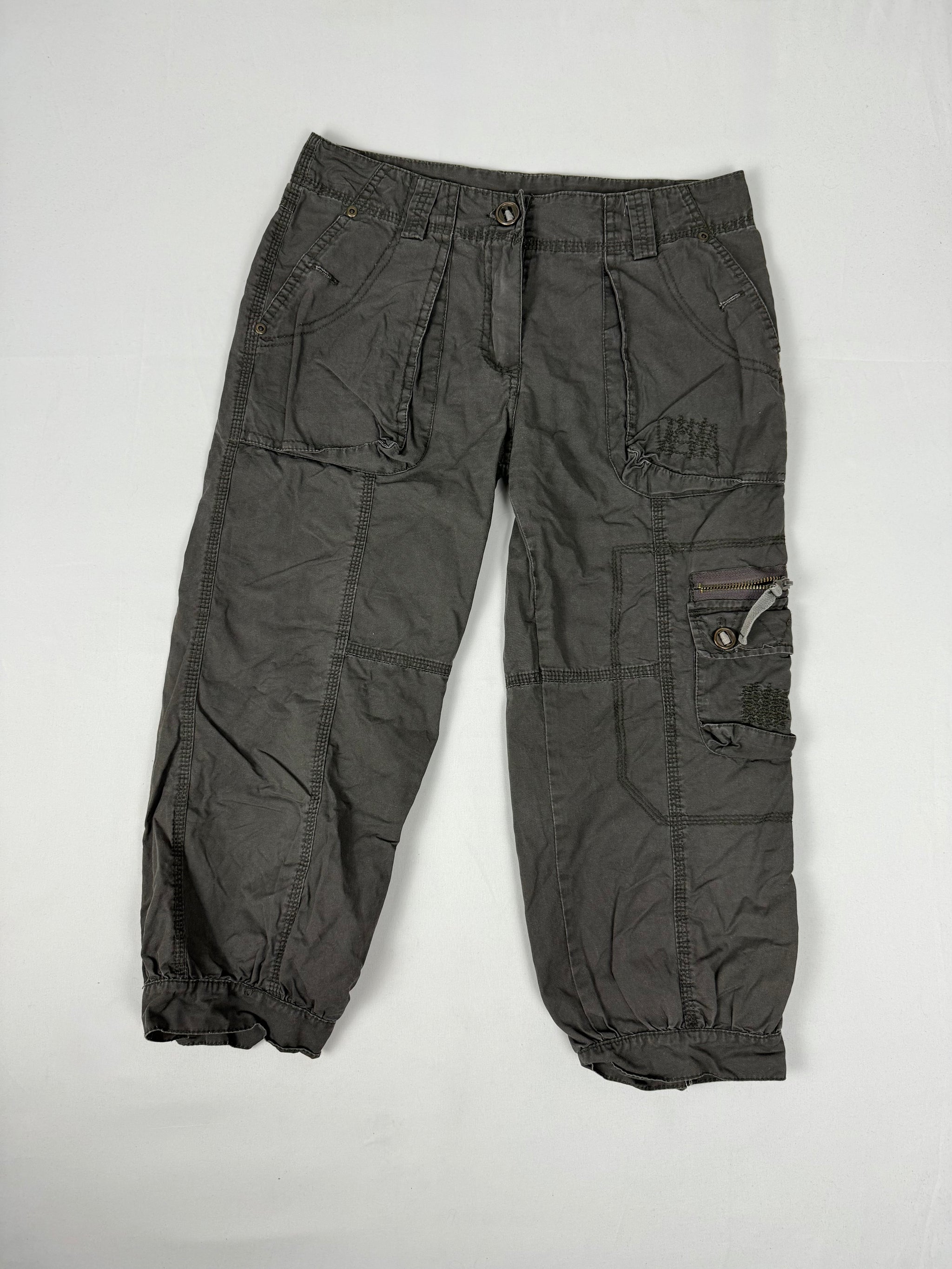 Khaki cotton low rise utility capri pants (S)