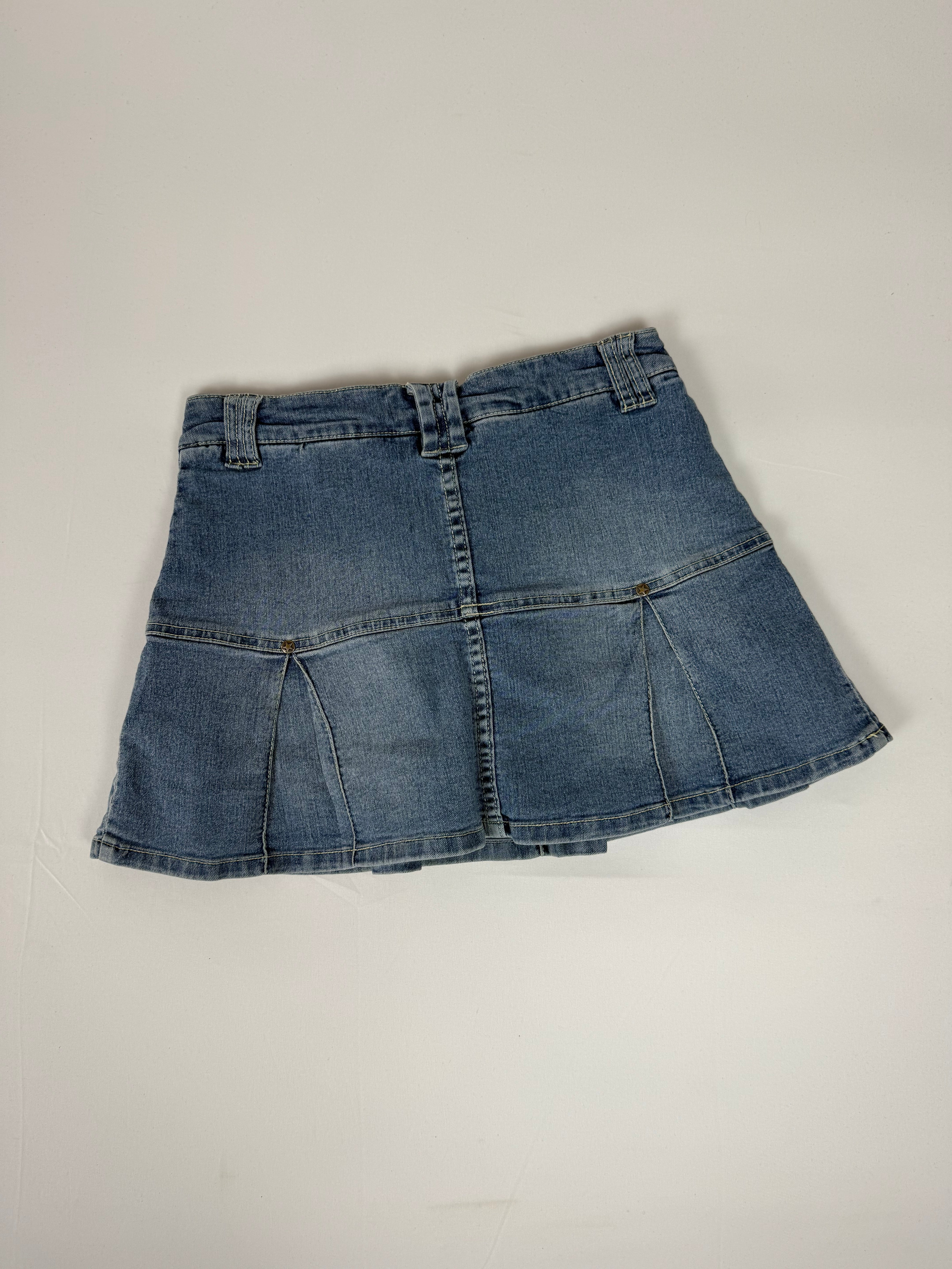 Blue denim pleated low rise mini skirt (S)
