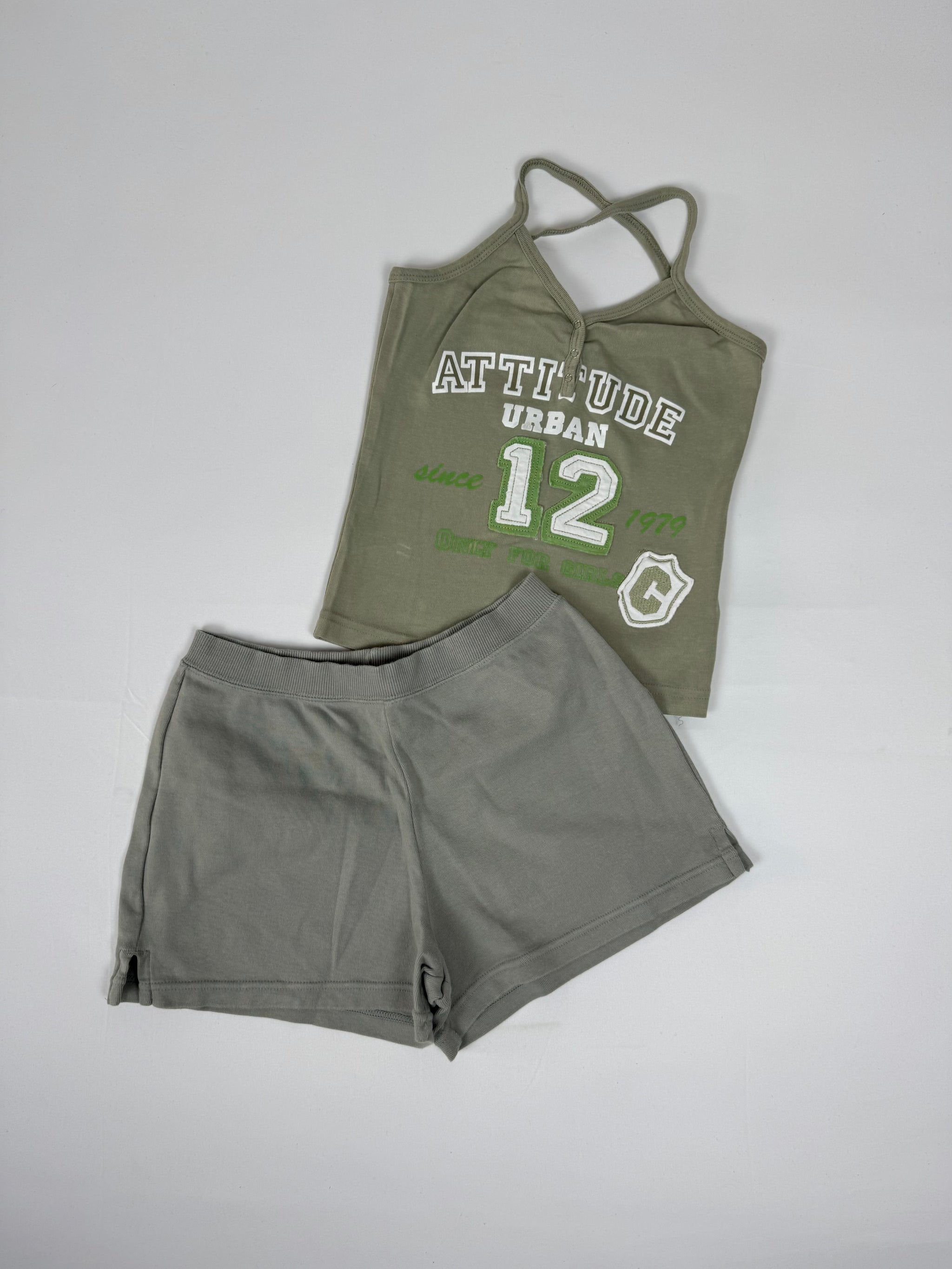 Khaki activewear cotton mini short (M)