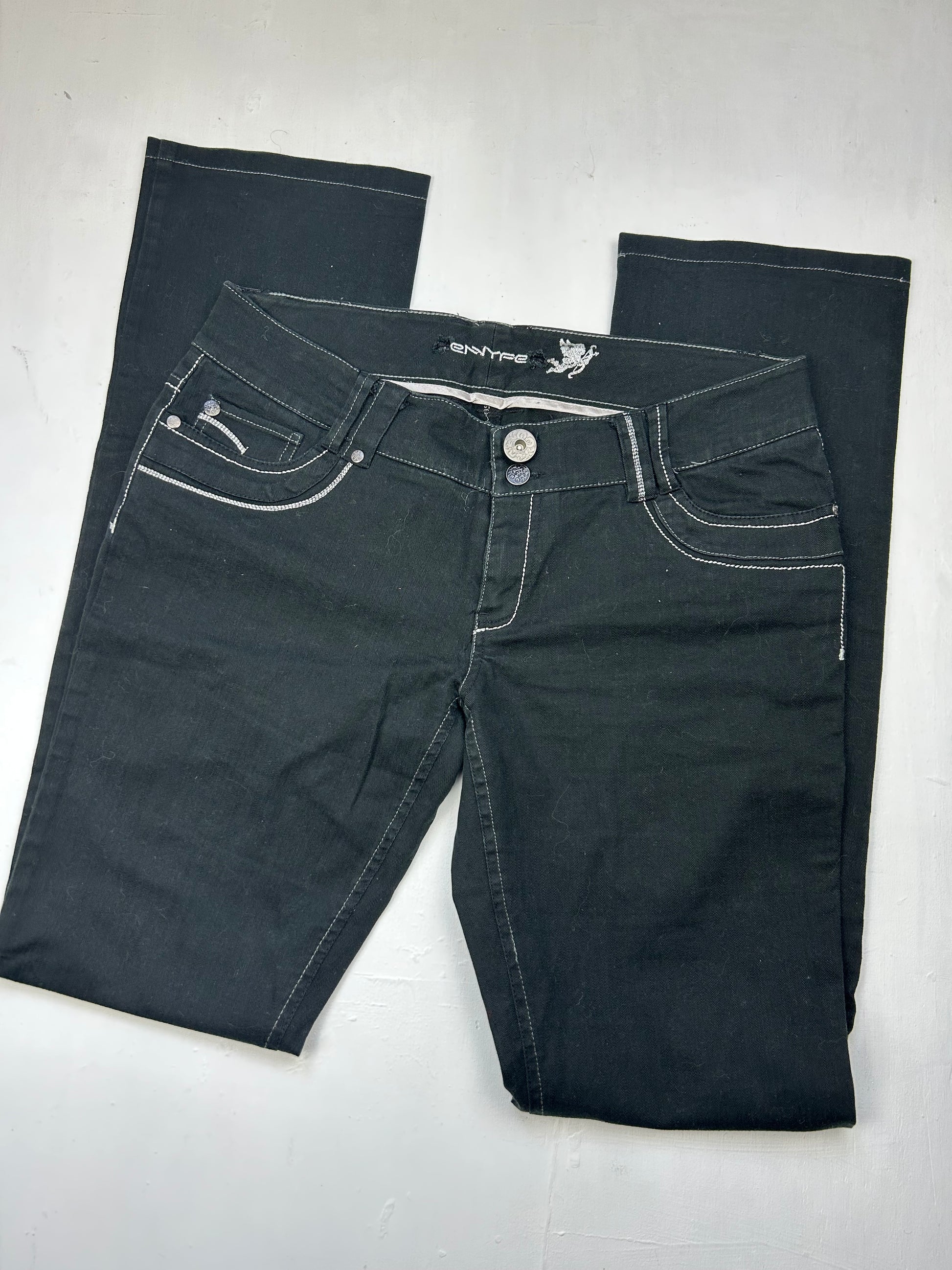 Navy blue denim low rise straight legs pants (M)