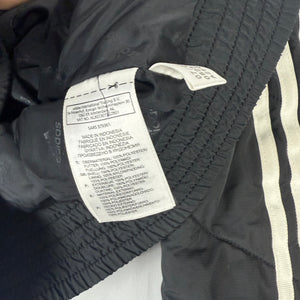 Black puffer jacket (M)