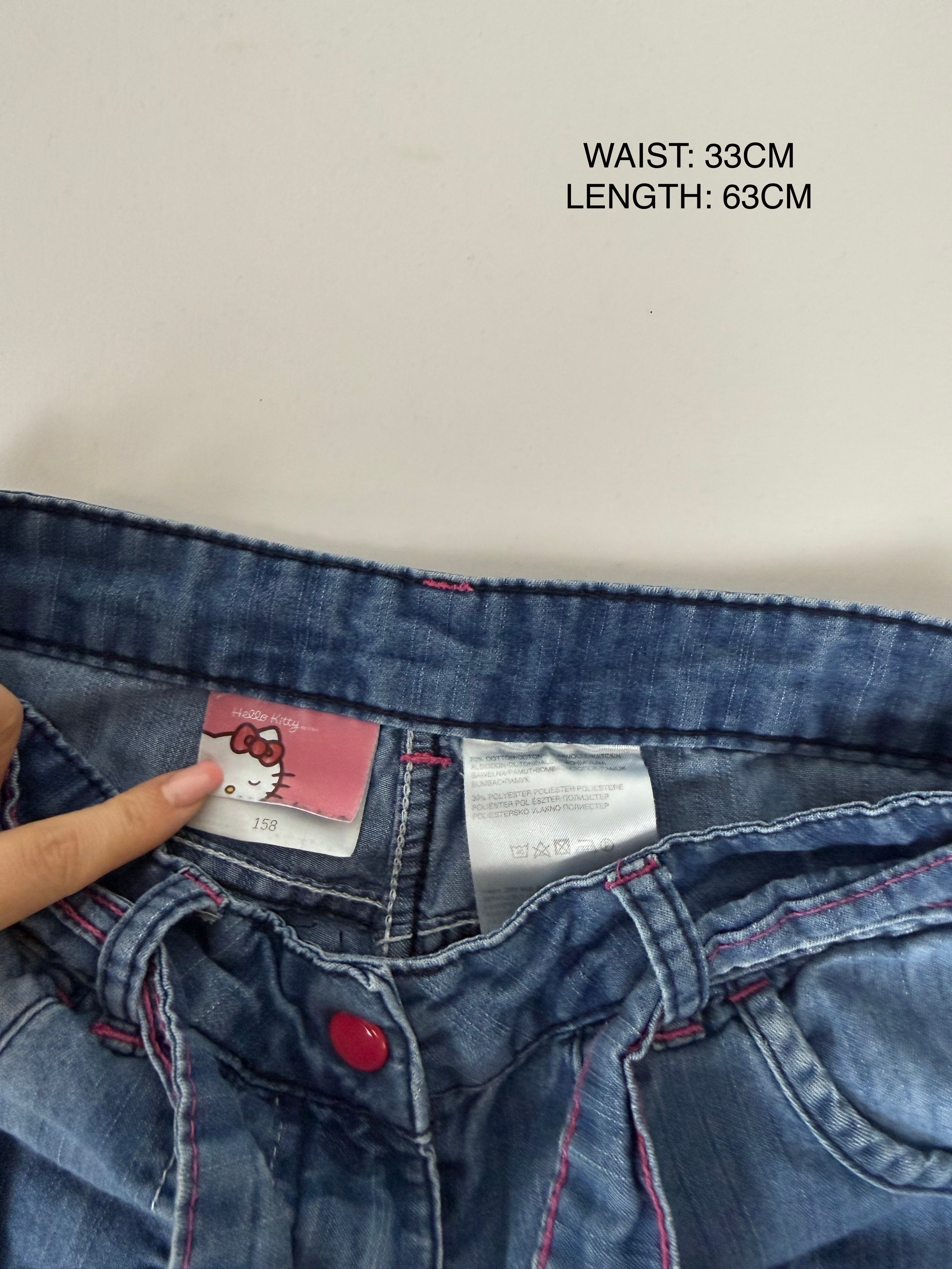 Blue denim low rise capri pants (XS)