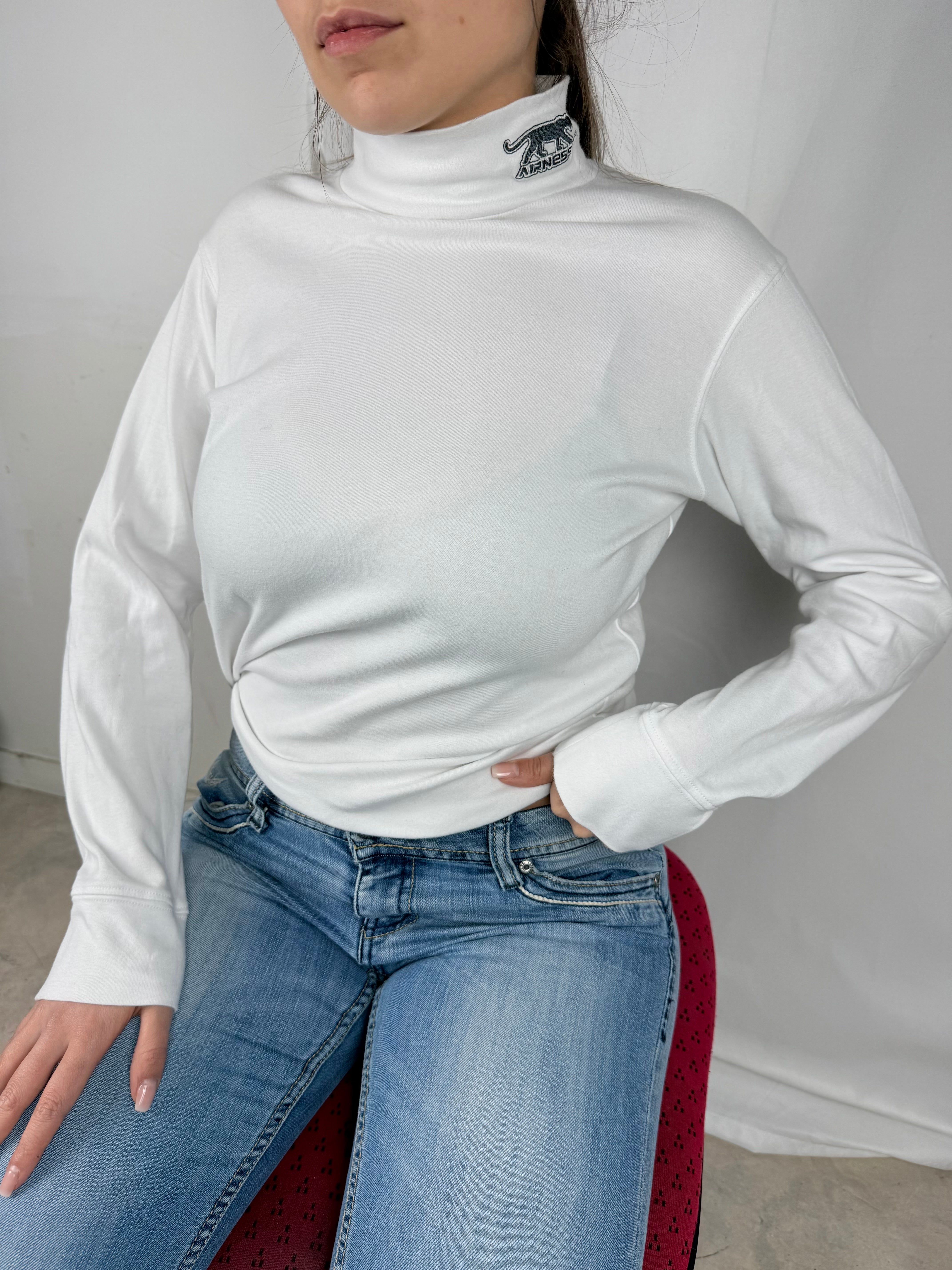 White cotton high neck long sleeves top (M/L)
