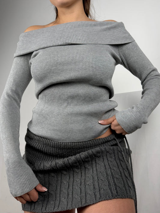 Grey ribbed turtleneck jumper (XS/S)