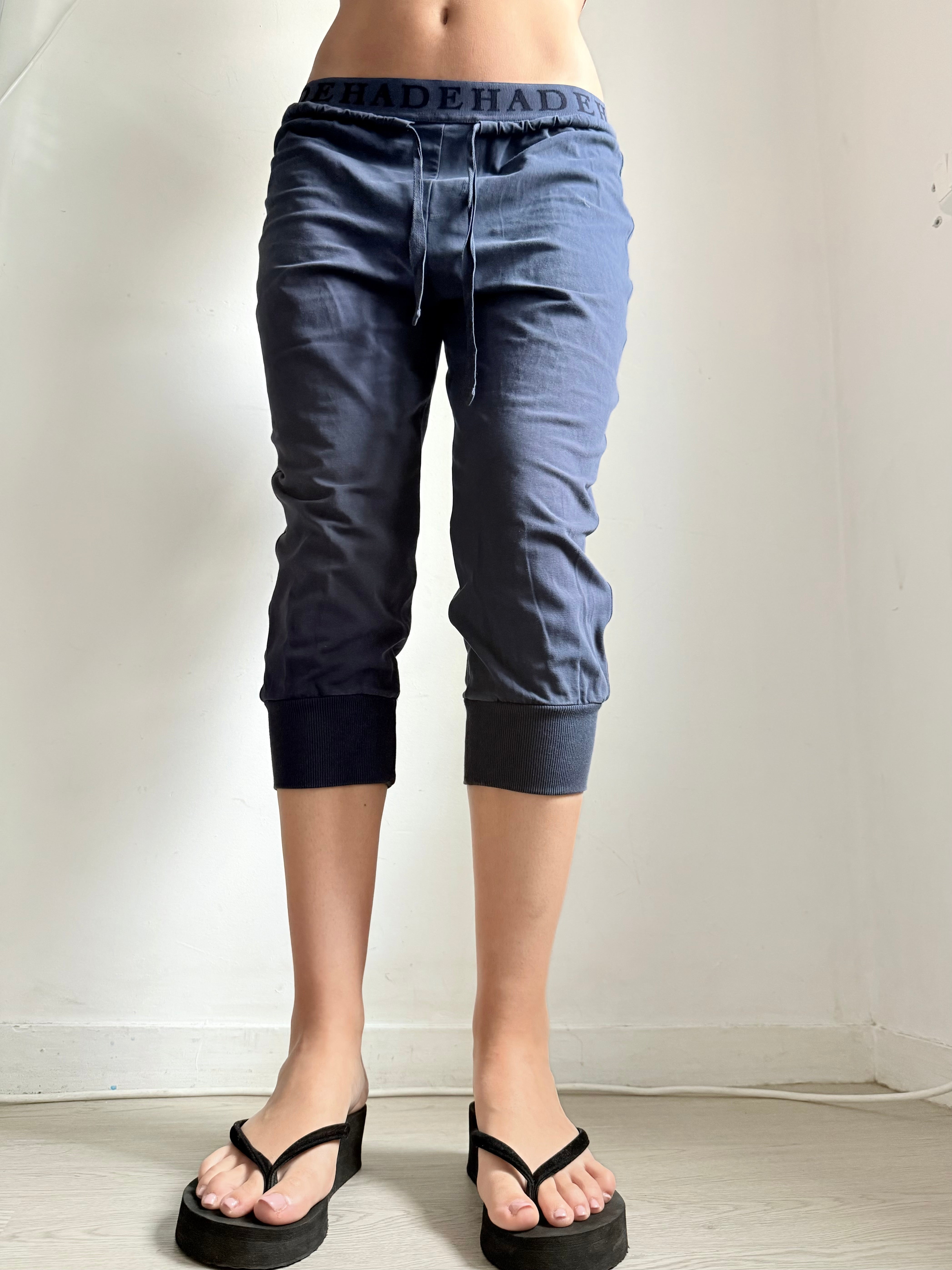 Navy cotton activewear capri pants (M)