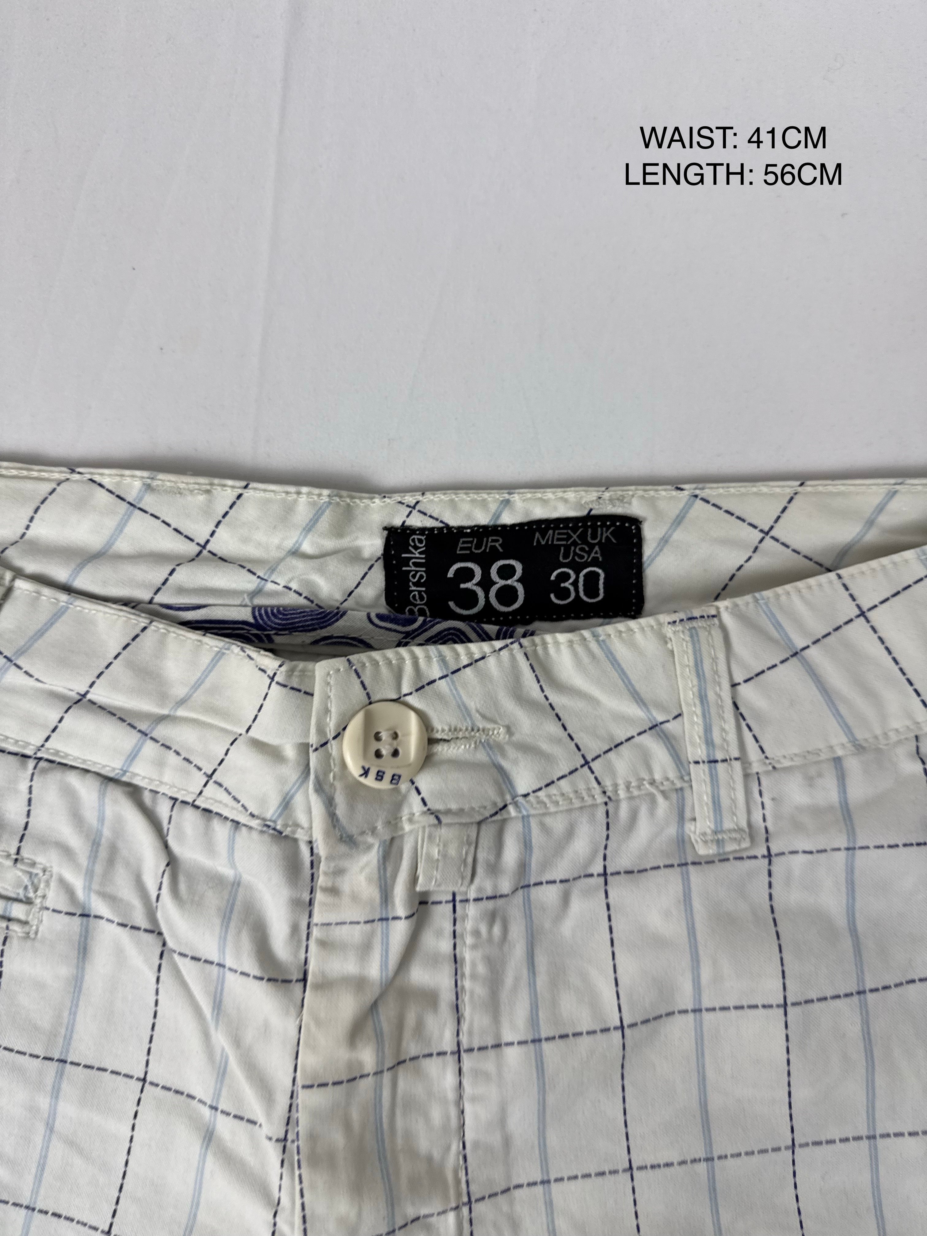 White check print cotton low rise mid short (M)
