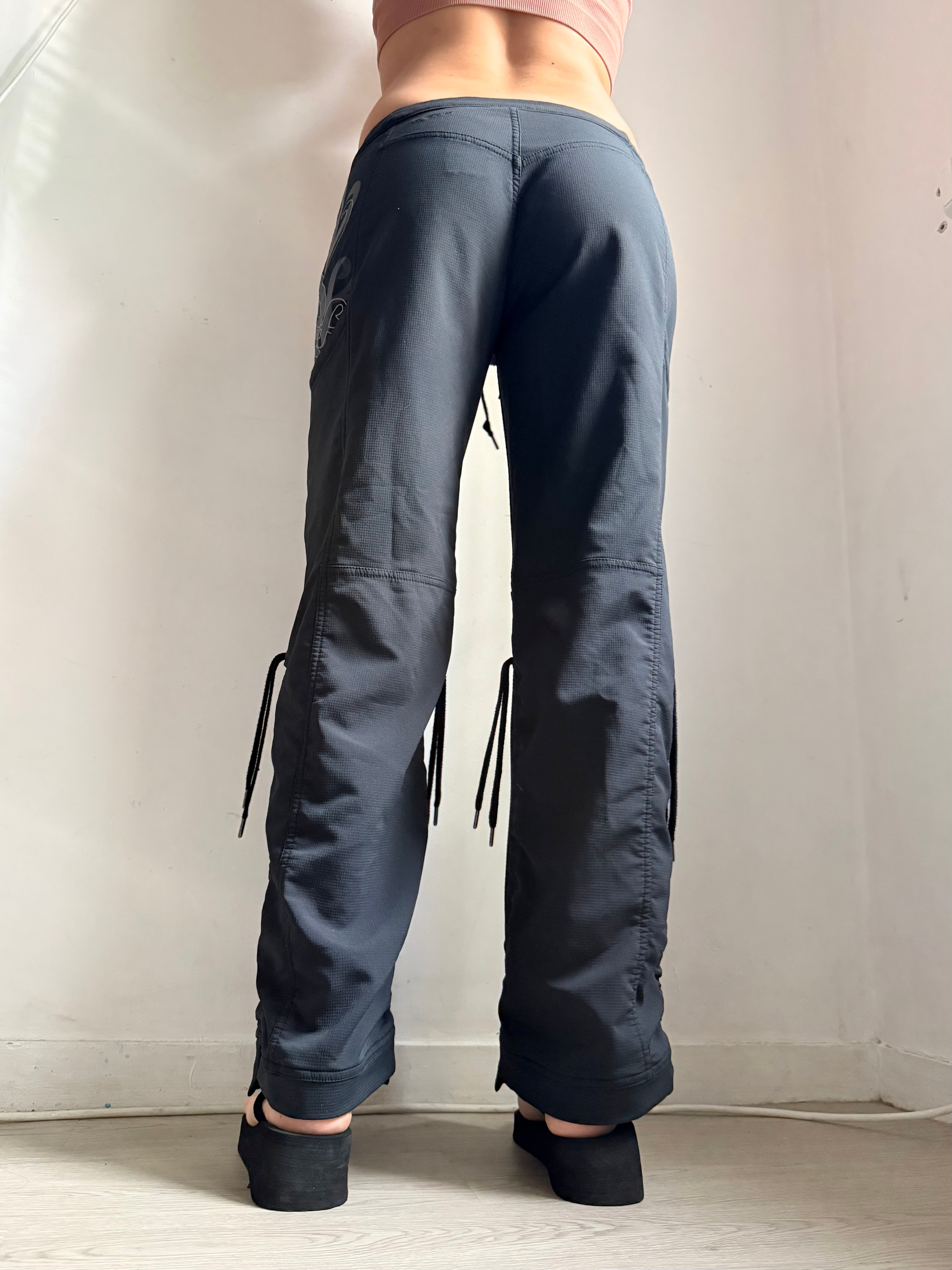 Black 2 in 1 activewear pants (M)