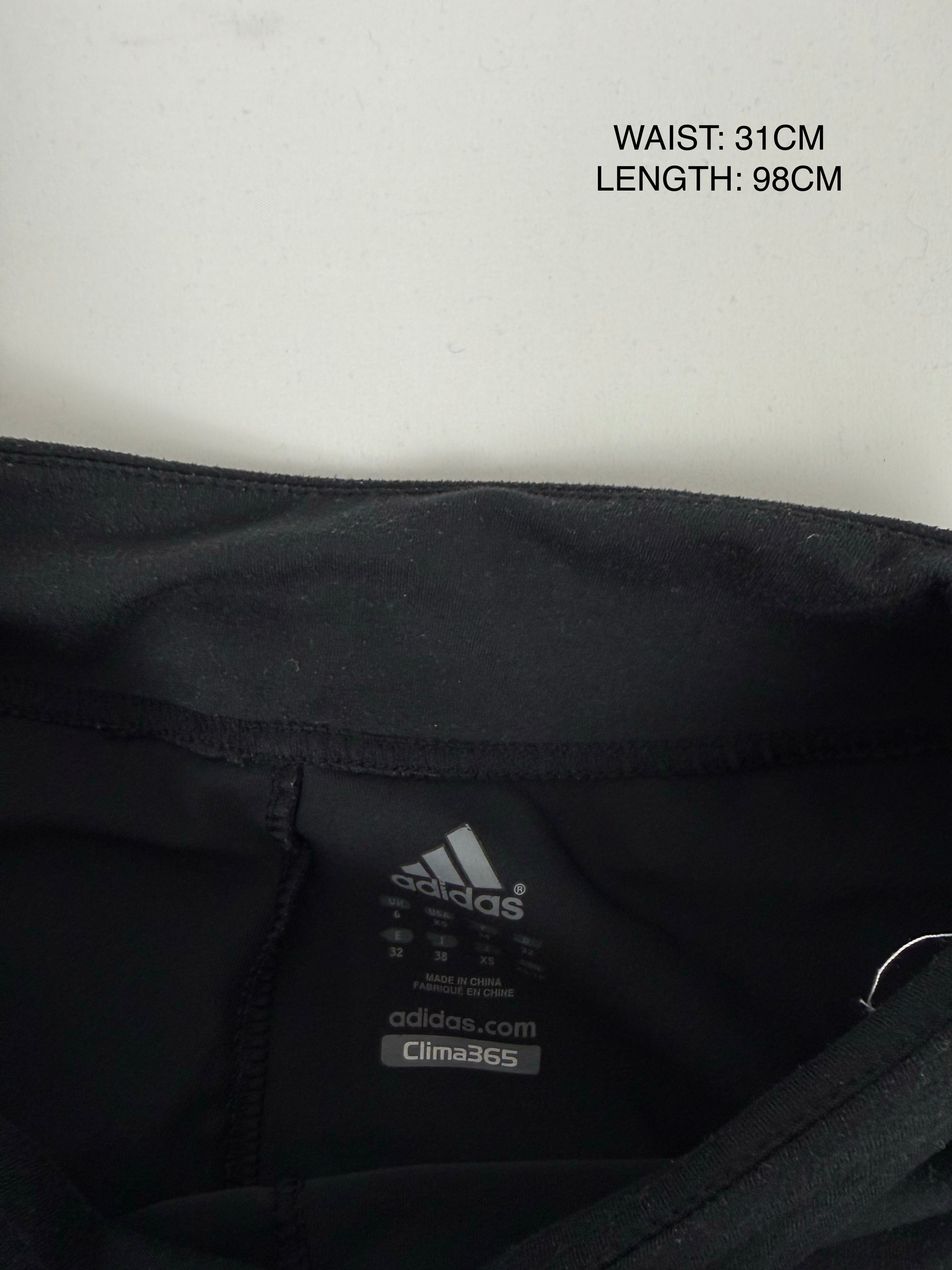 Black low rise activewear pants (XS)