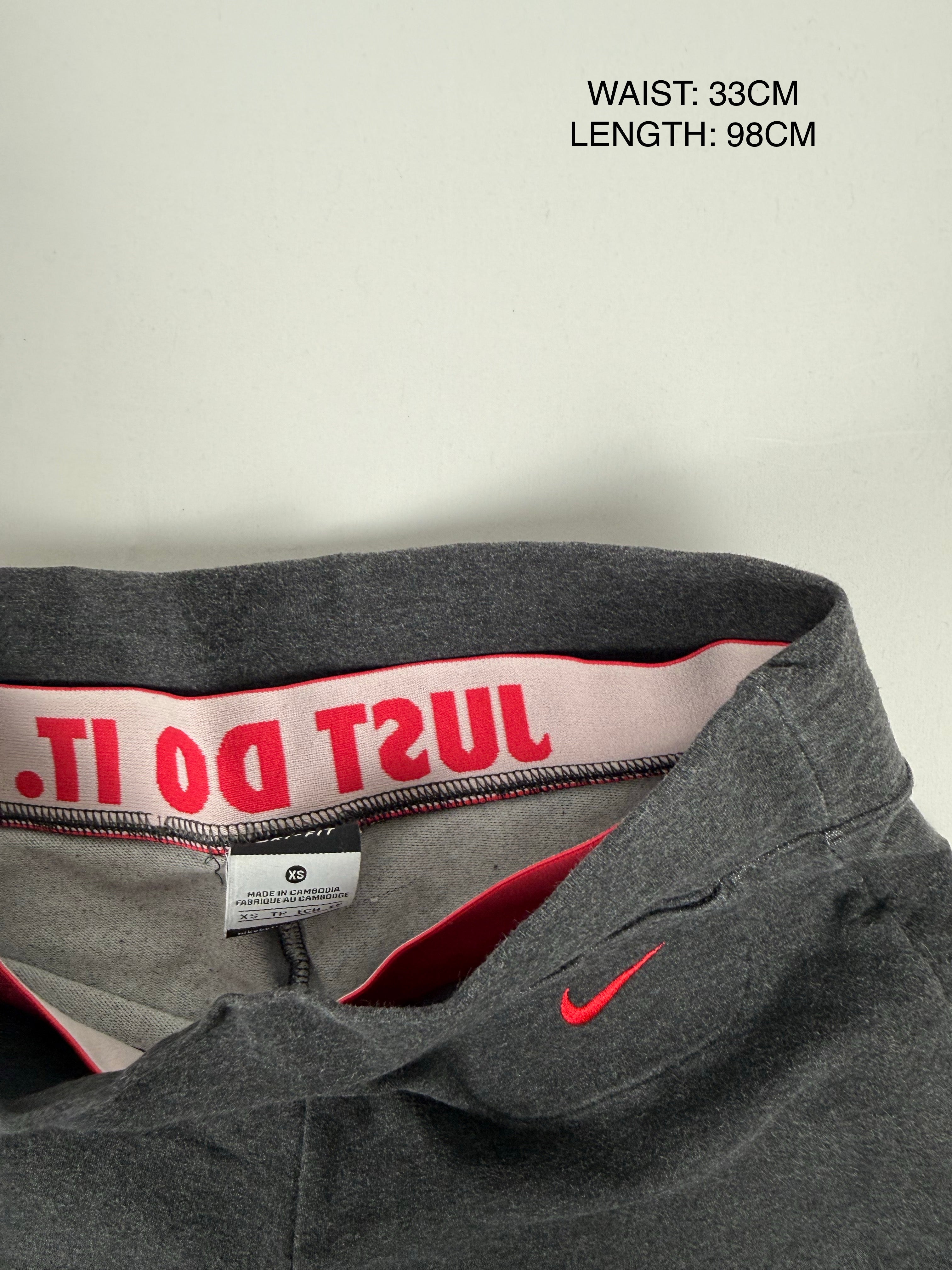 Grey low rise activewear pants (XS)