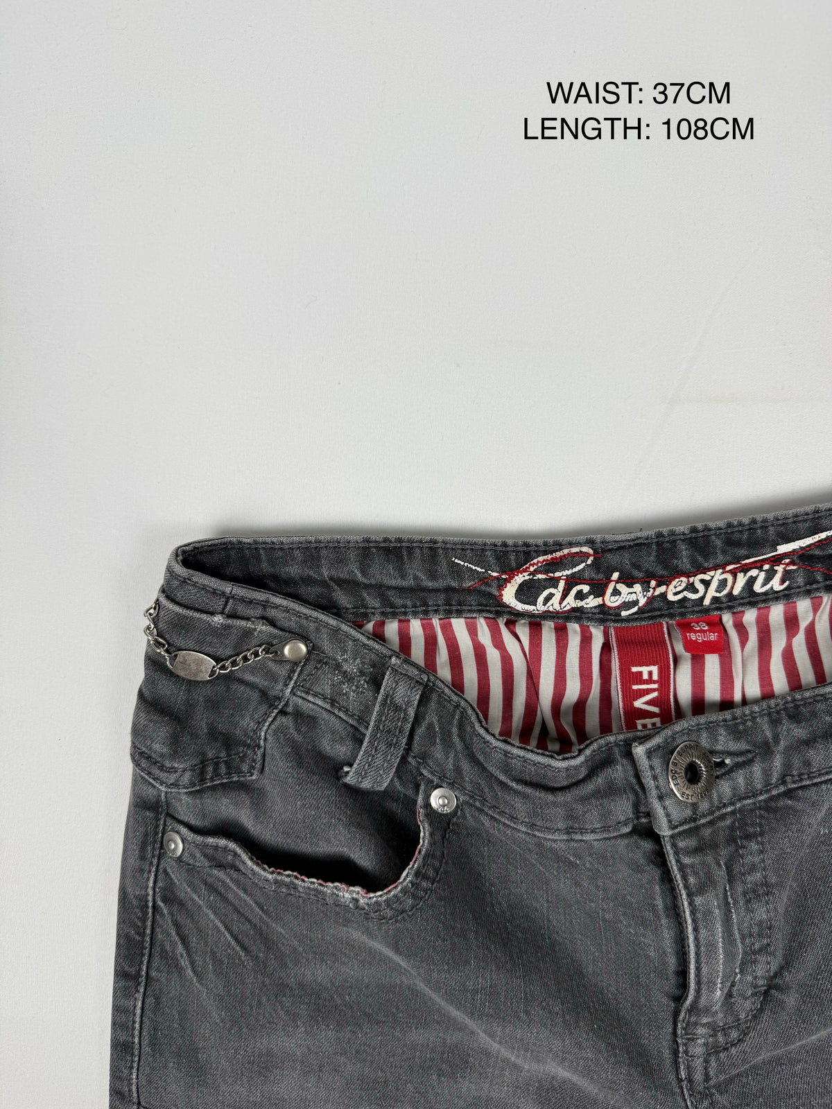 Grey denim low rise straight legs pants (M)