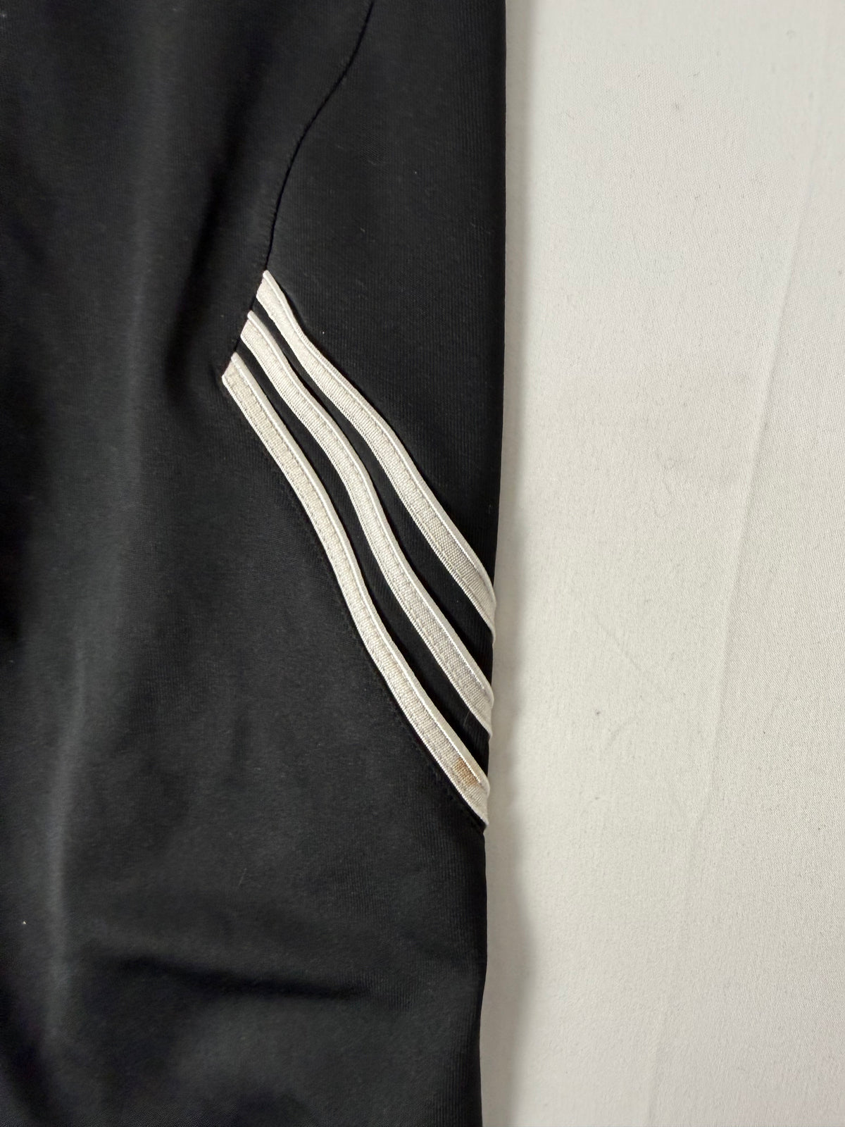 Black low rise activewear pants (XS)