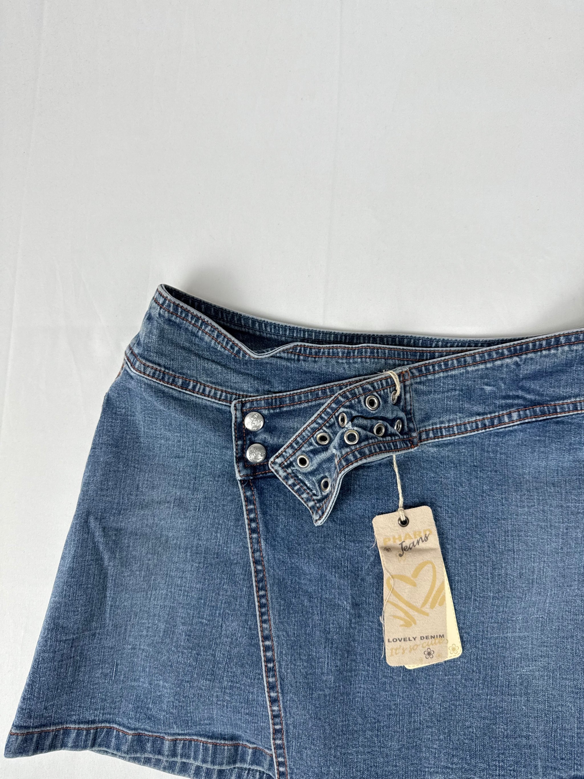 Blue denim low rise mini skirt (S/M)