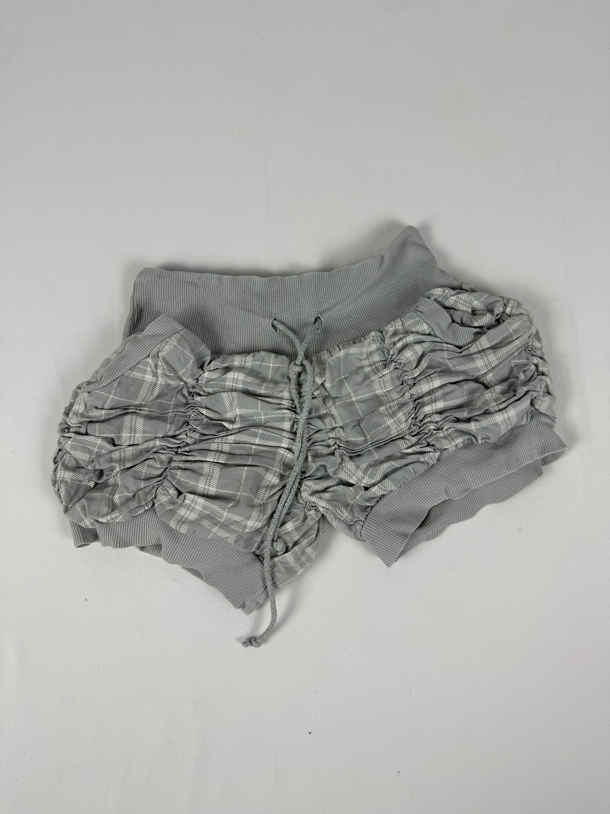 Grey check print ruched low rise cotton mini short (XS)
