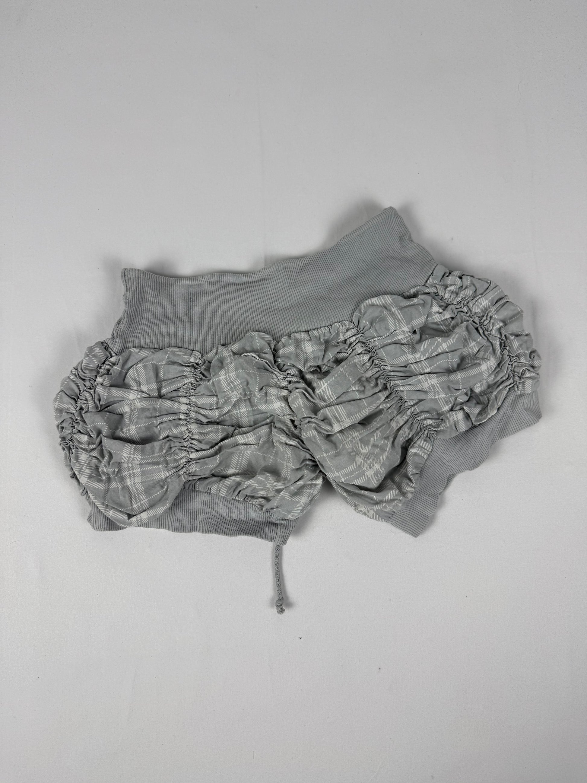 Grey check print ruched low rise cotton mini short (XS)