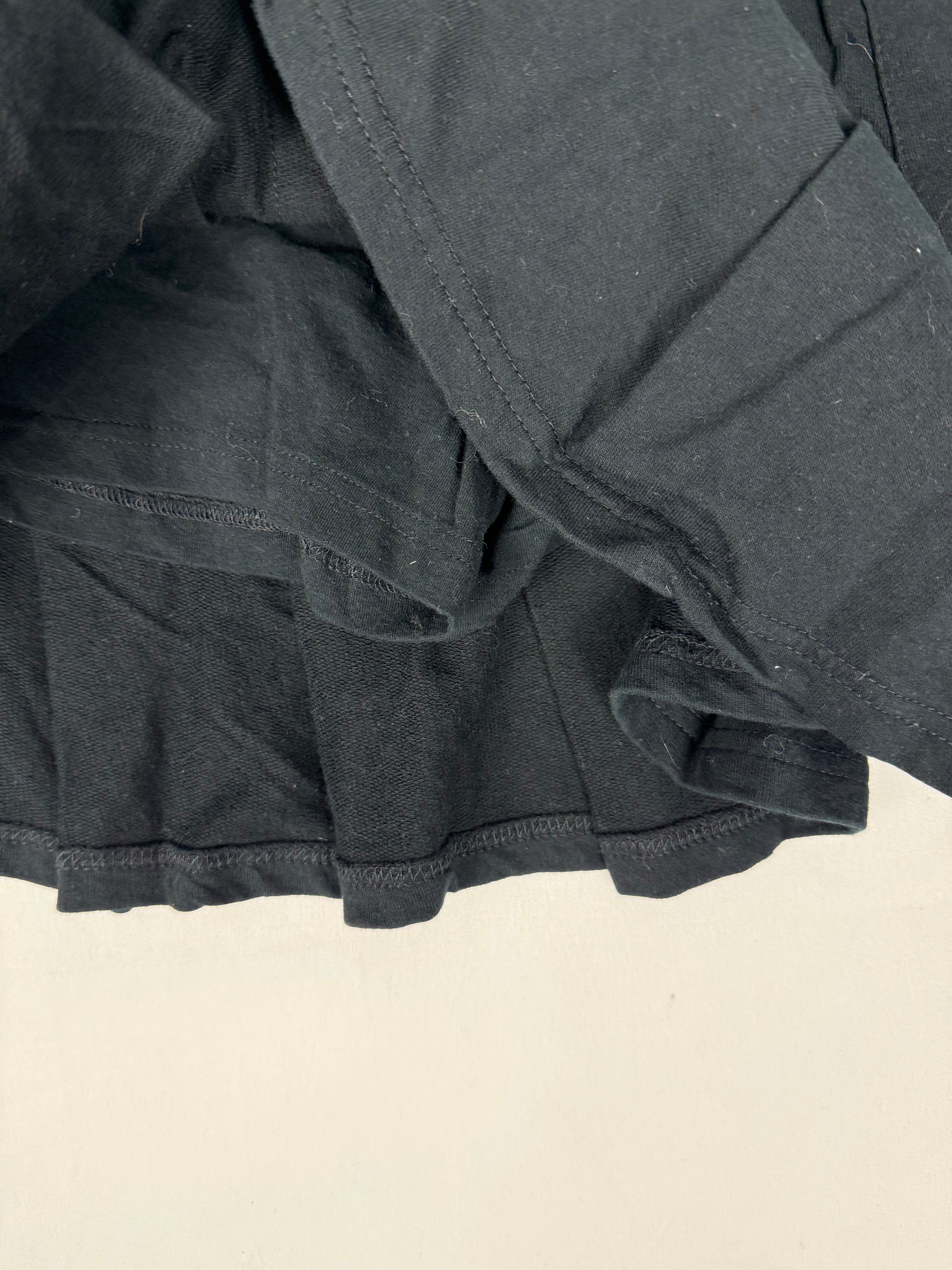 Black pleated low rise built in shorts mini skirt (S)