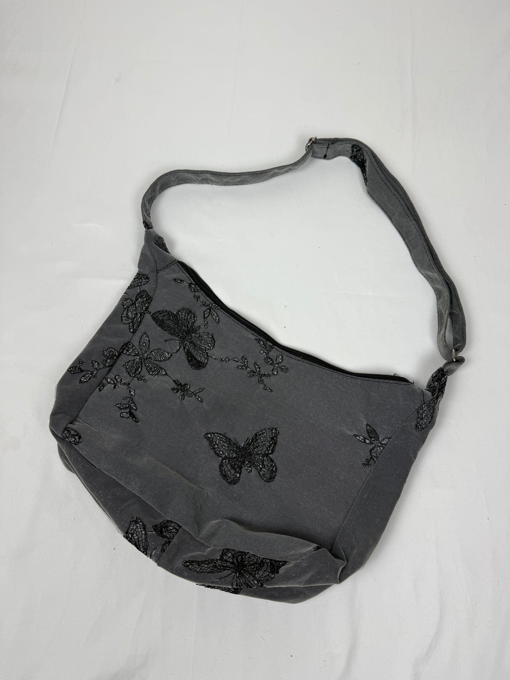 Grey butterflies print besace shoulder bag (38x24cm)