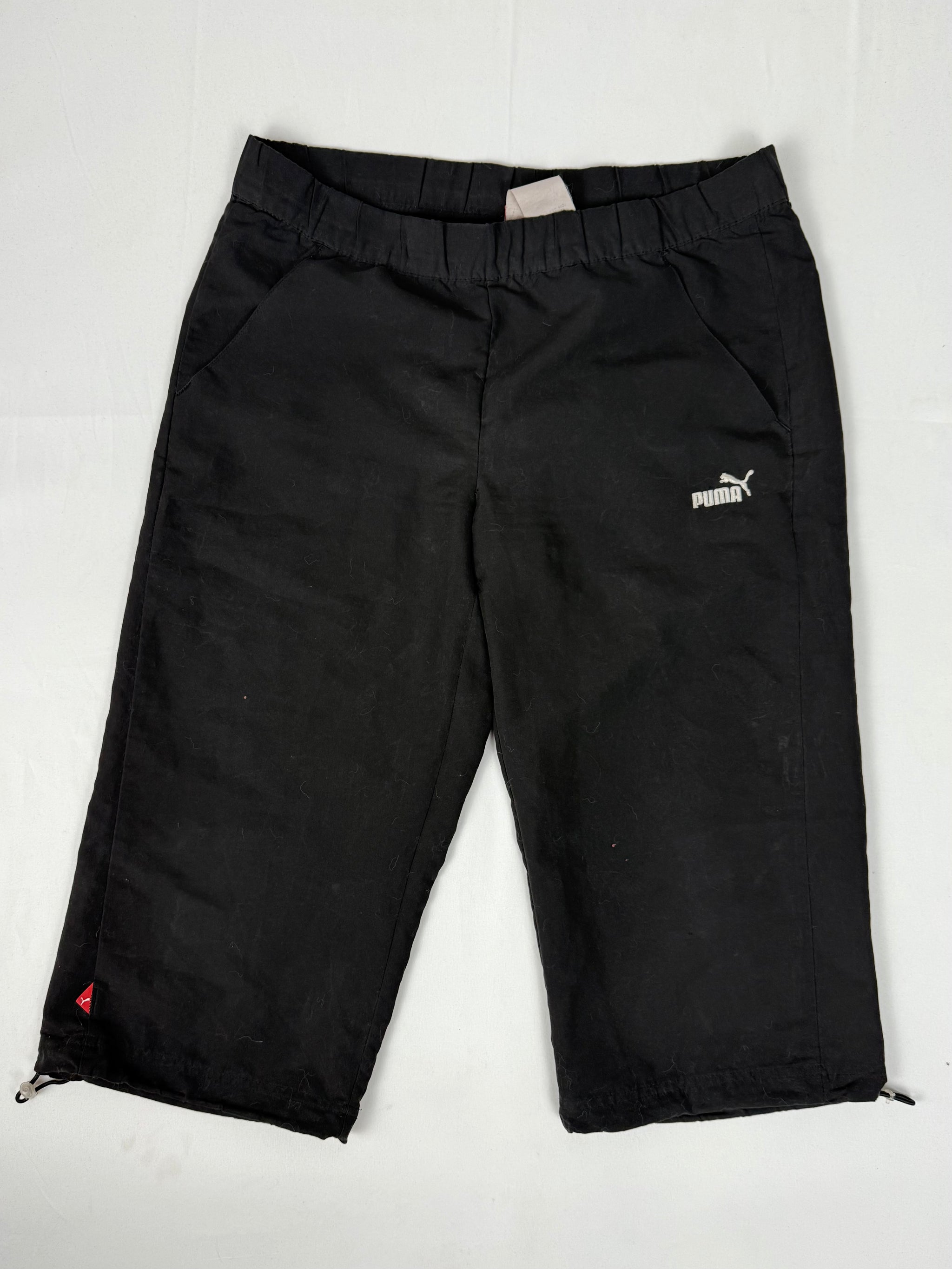 Black low rise activewear capri pants (M/L)