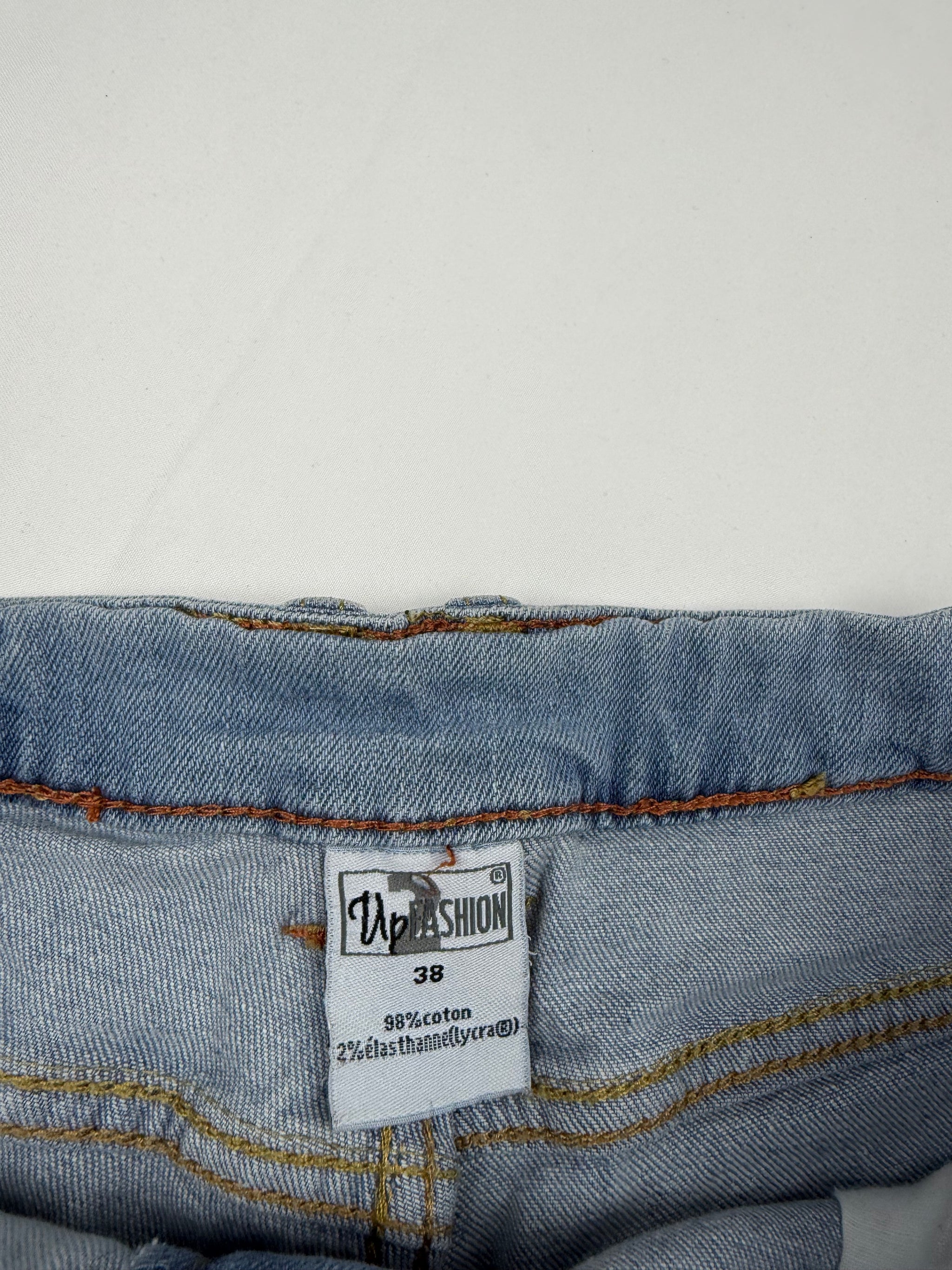 Blue denim low rise embroidered mini short (M)