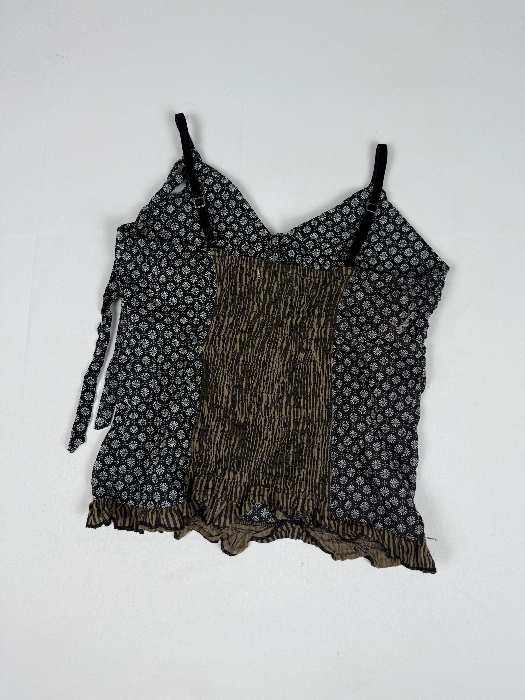 Grey graphic tight fit cami top (M)