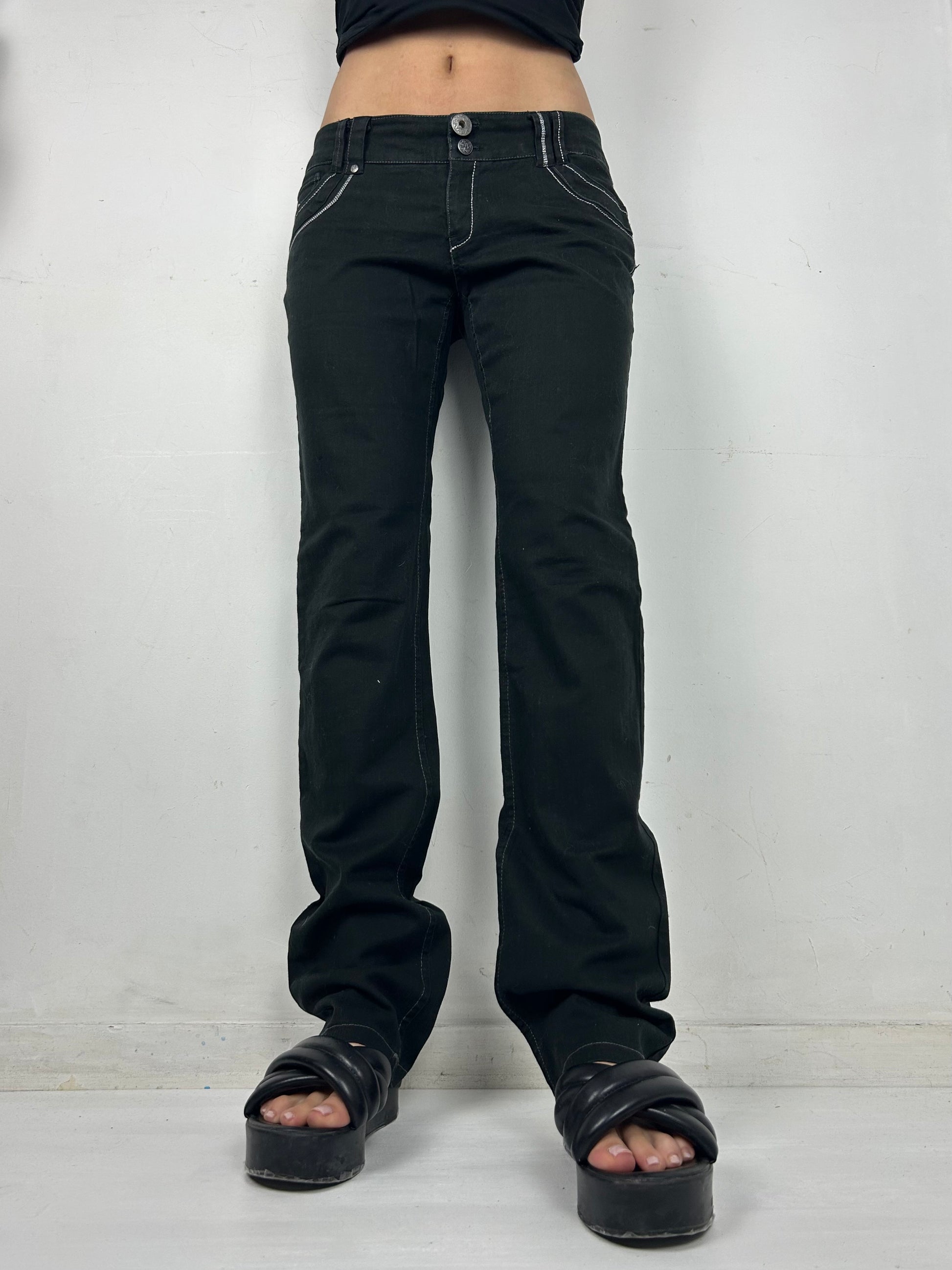 Navy blue denim low rise straight legs pants (M)