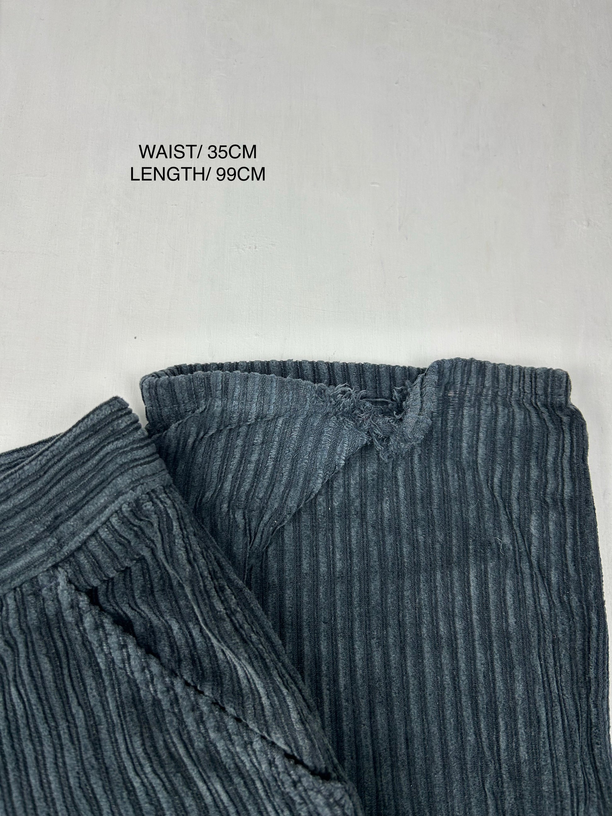 Navy velvet ribbed low rise cargo pants (S)