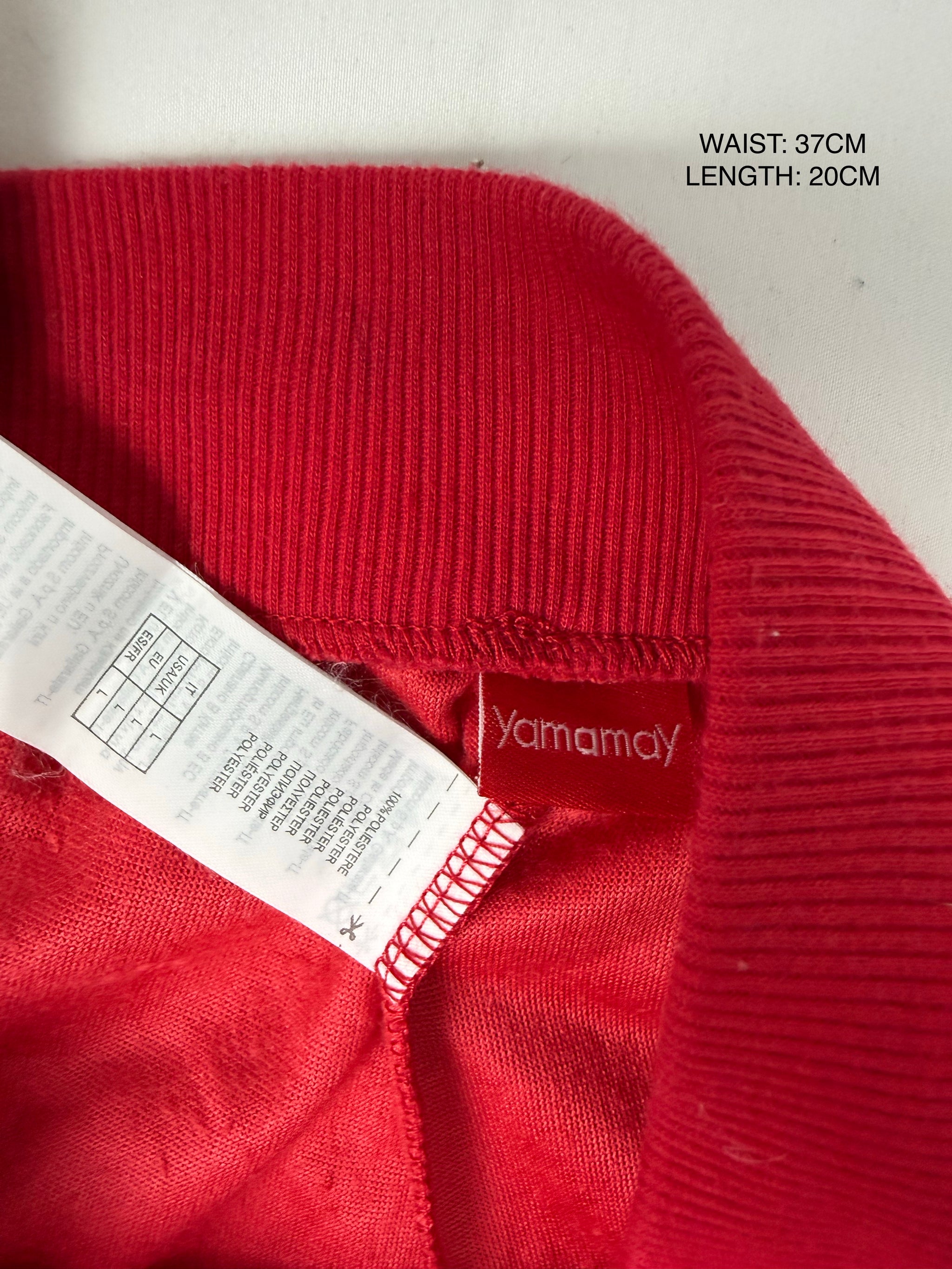 Red velvet low rise mini short (M/L)