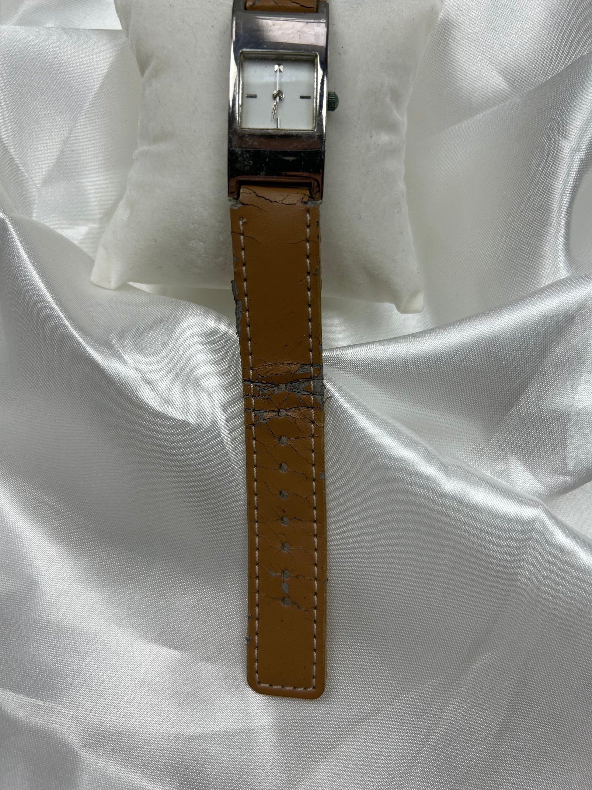 Vintage gold inox bracelet watch jewelry