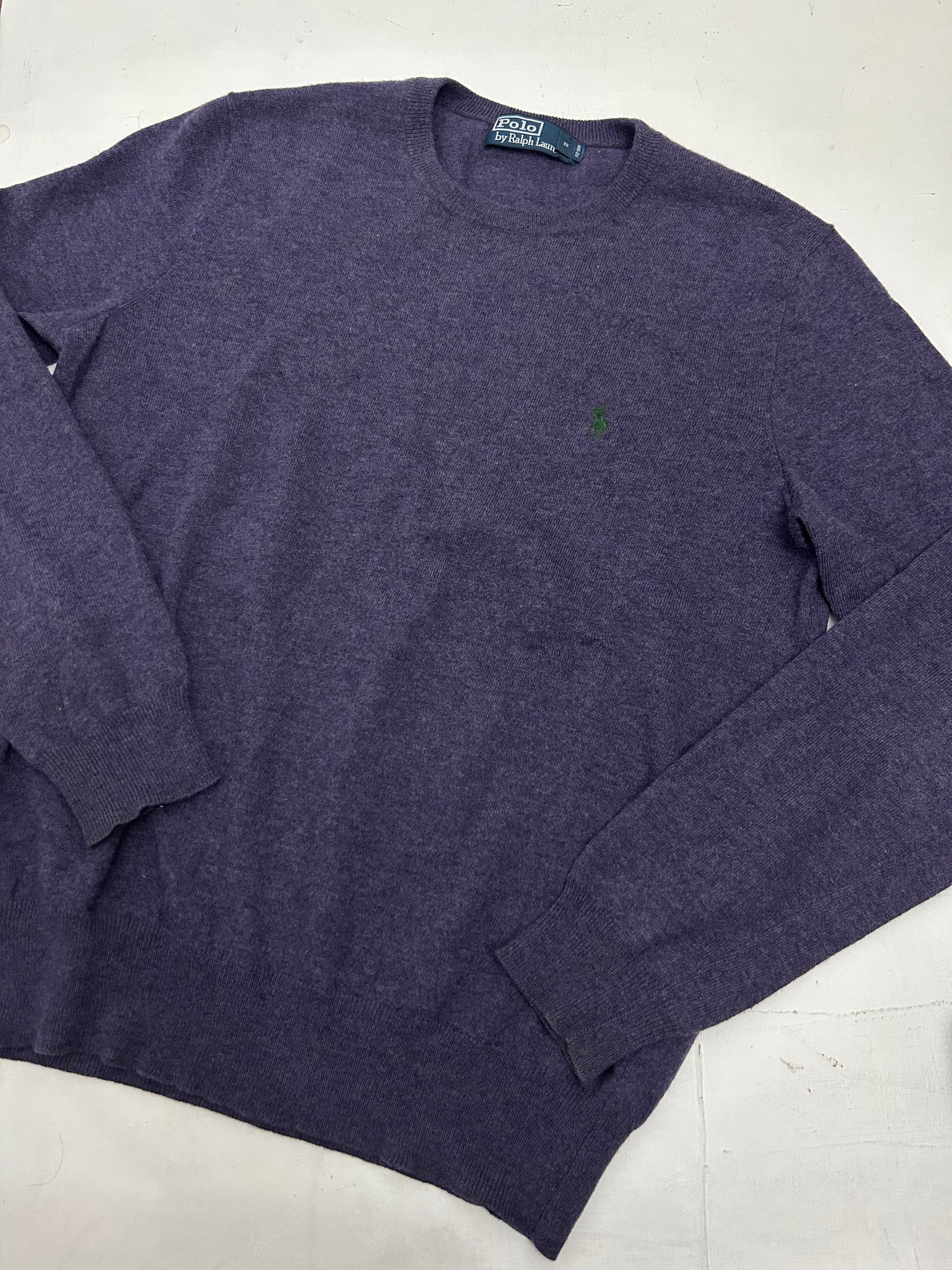 Purple round neck wool unisex 90s jumper  (M)