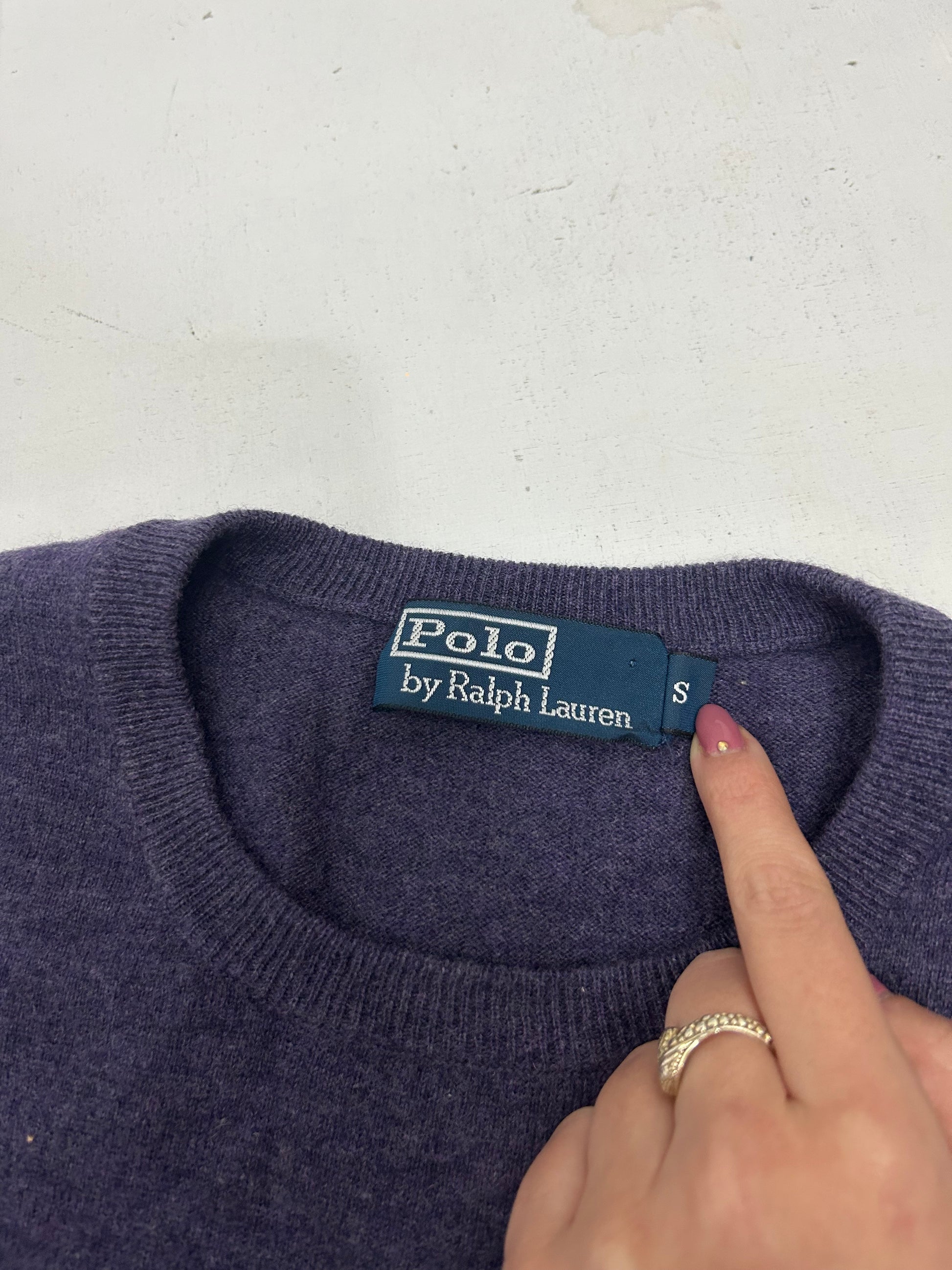 Purple round neck wool unisex 90s jumper  (M)