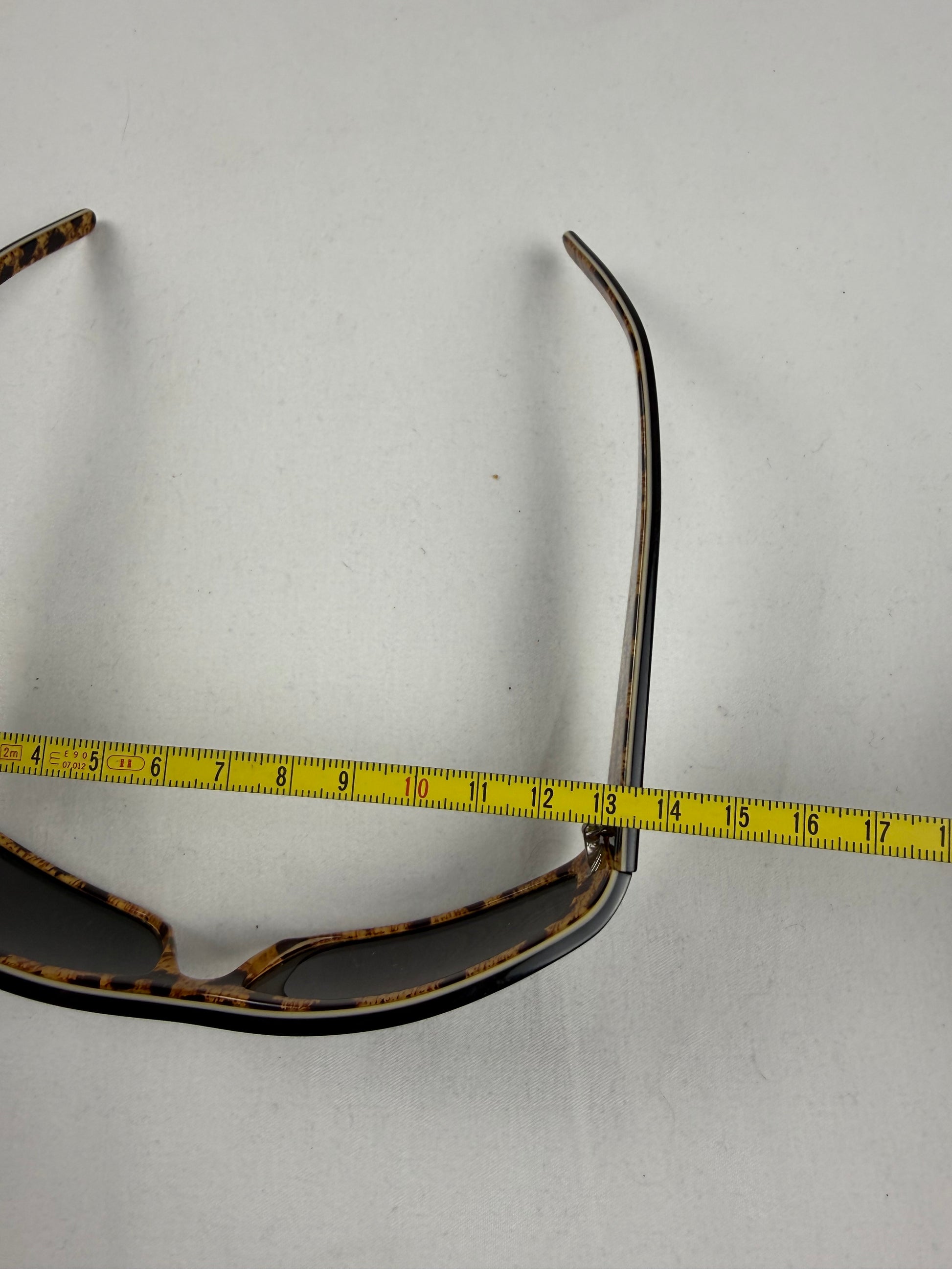 Black strass logo sunglasses