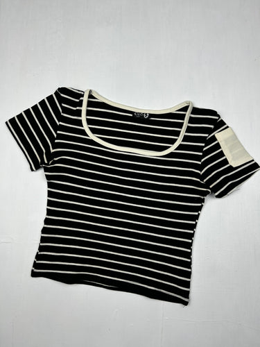 Black striped stretchy tee (S)