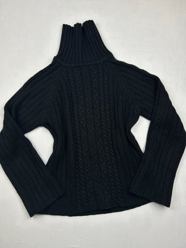 Black turtleneck jumper (S/M)