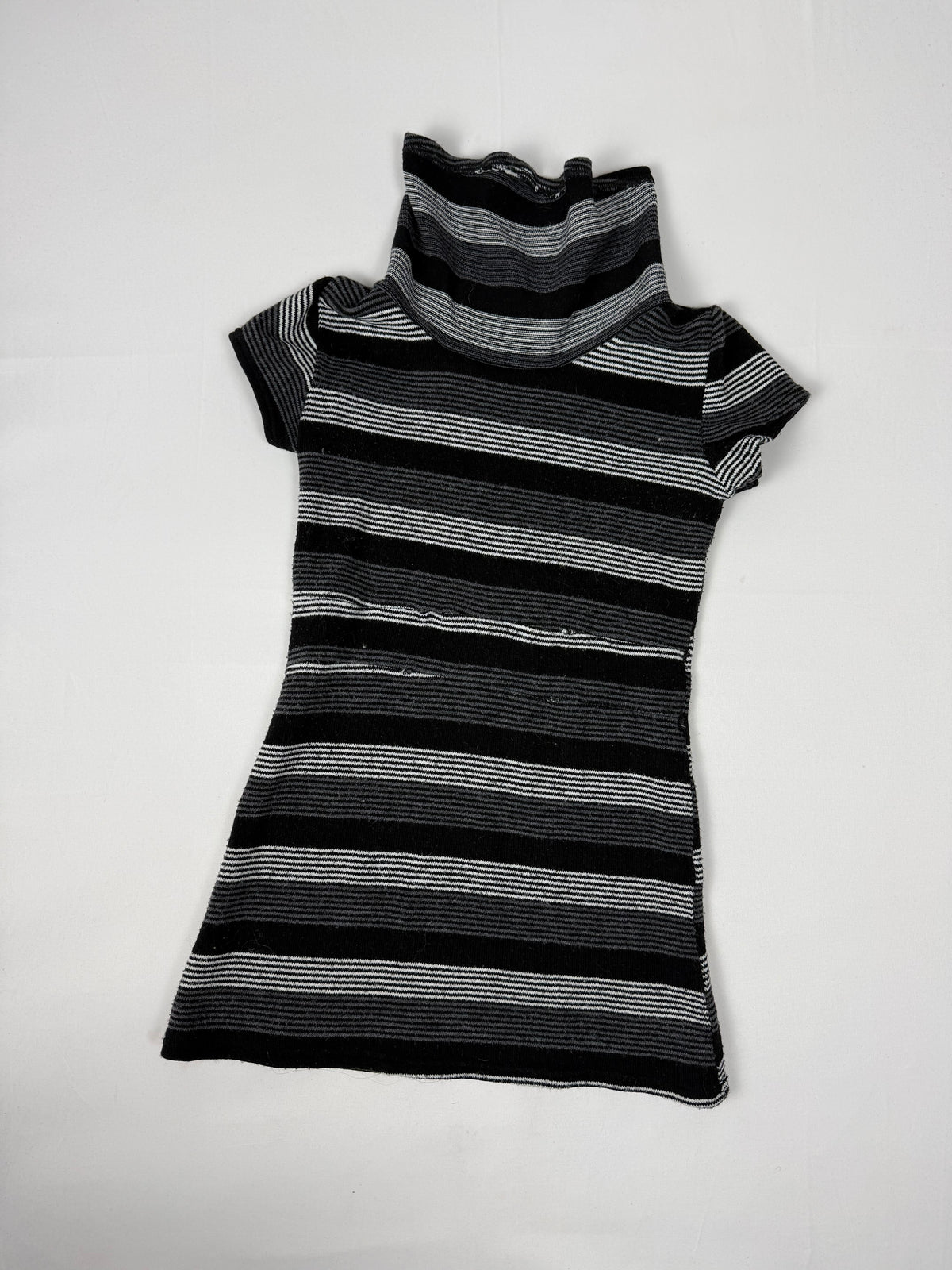 Black striped turtleneck short sleeves jumper (S)