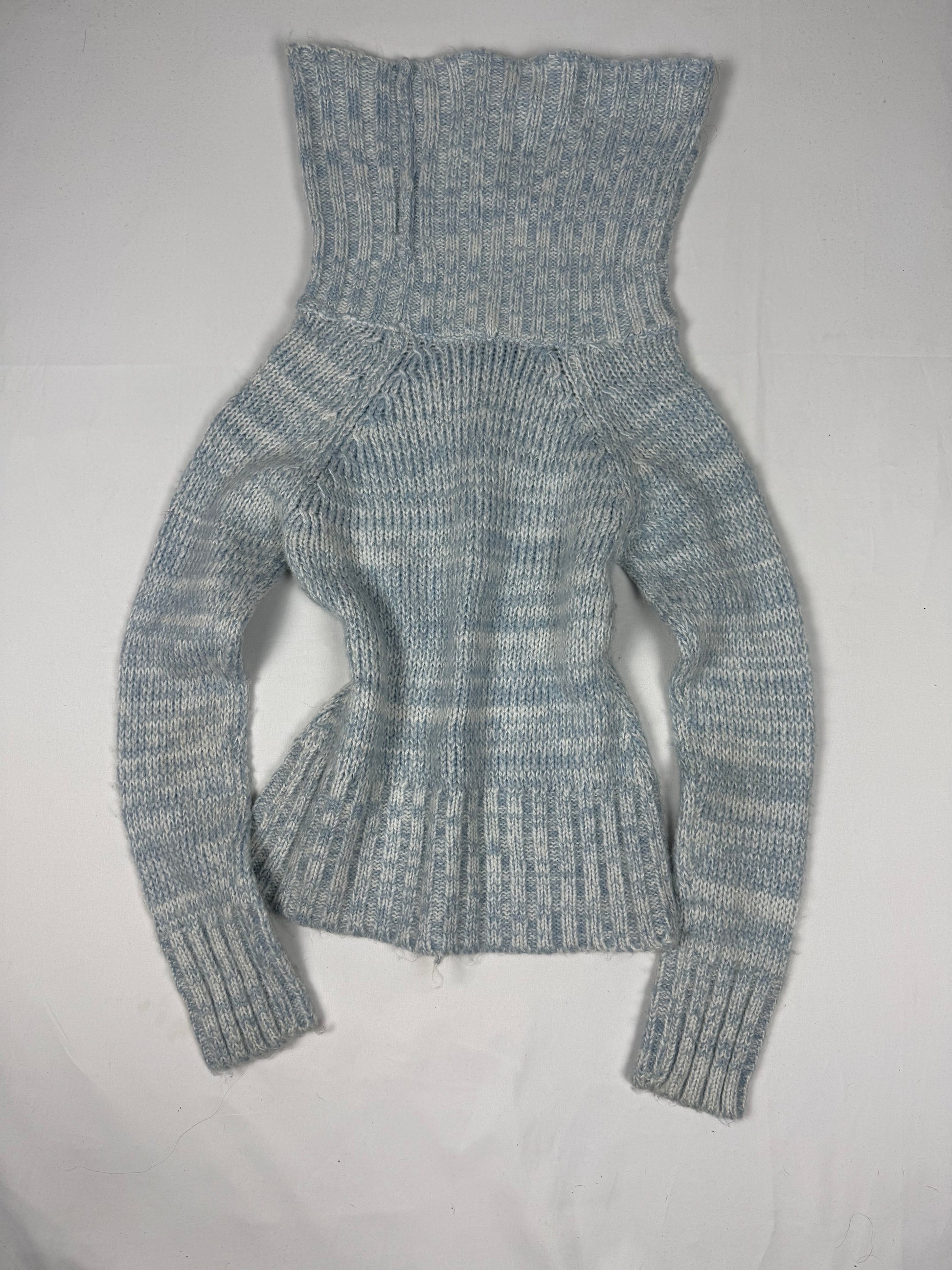 Baby blue turtleneck jumper (S)