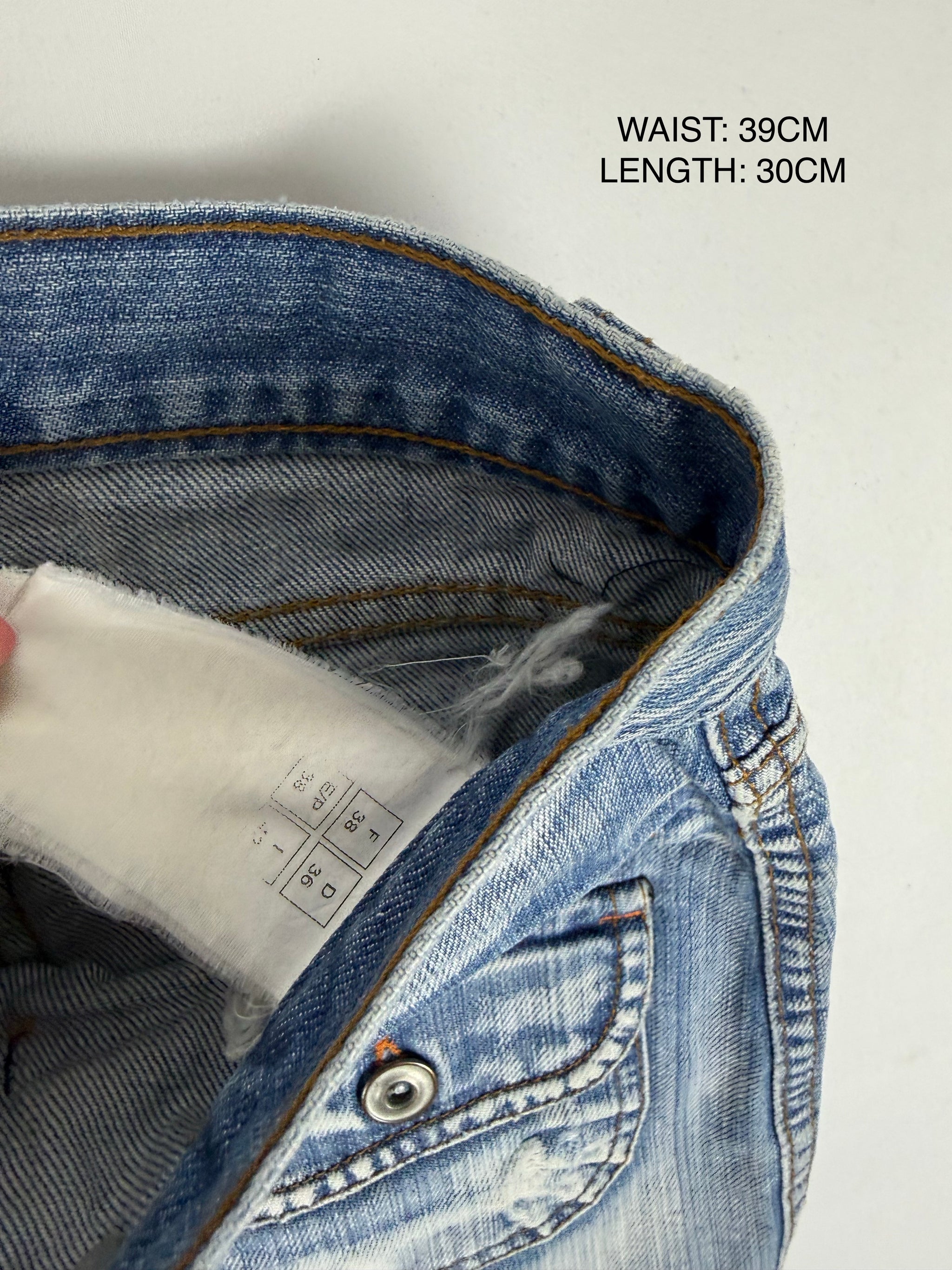 Blue denim low rise mini skirt (M)