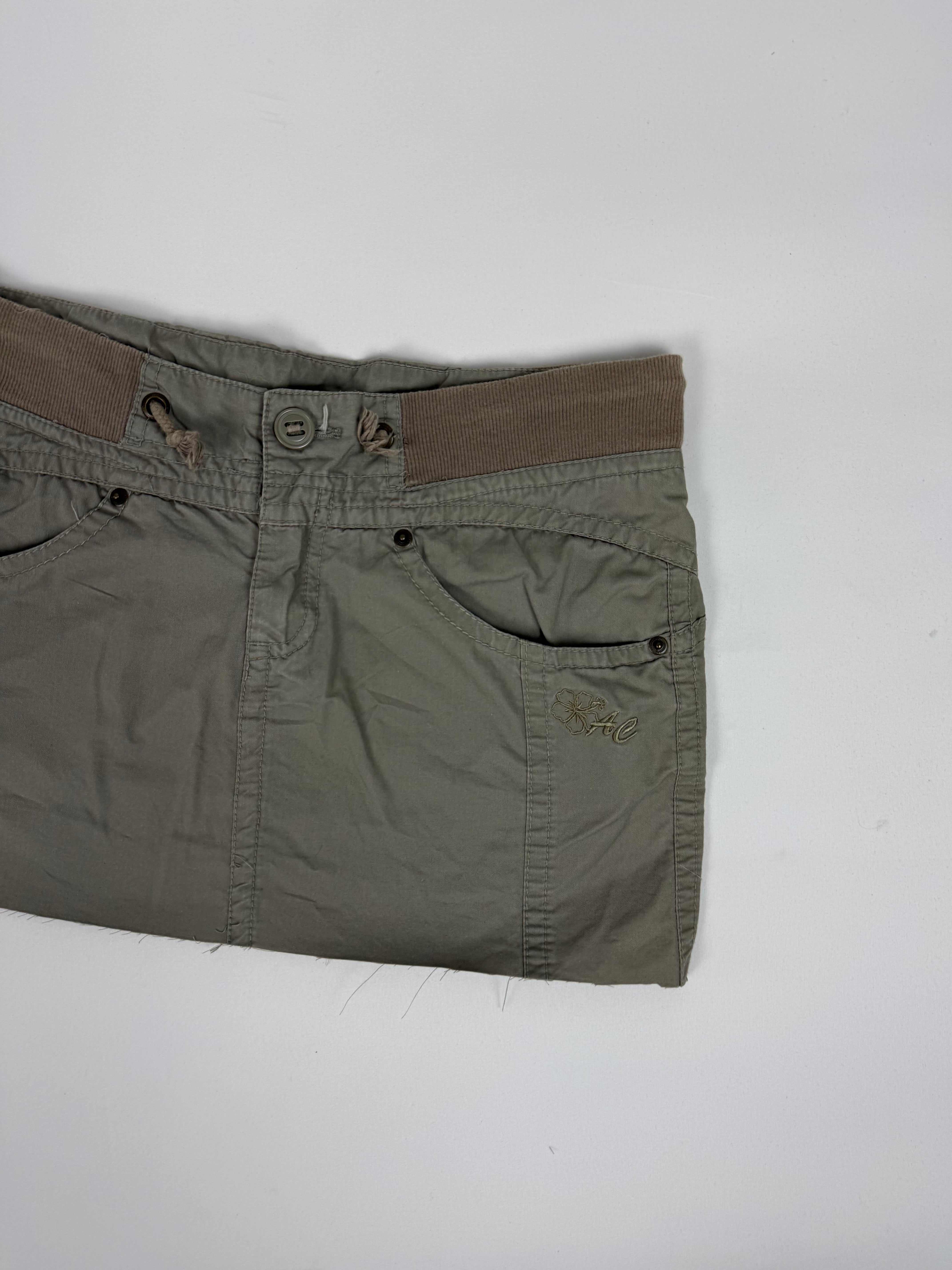 Khaki utility low rise mini skirt (S)