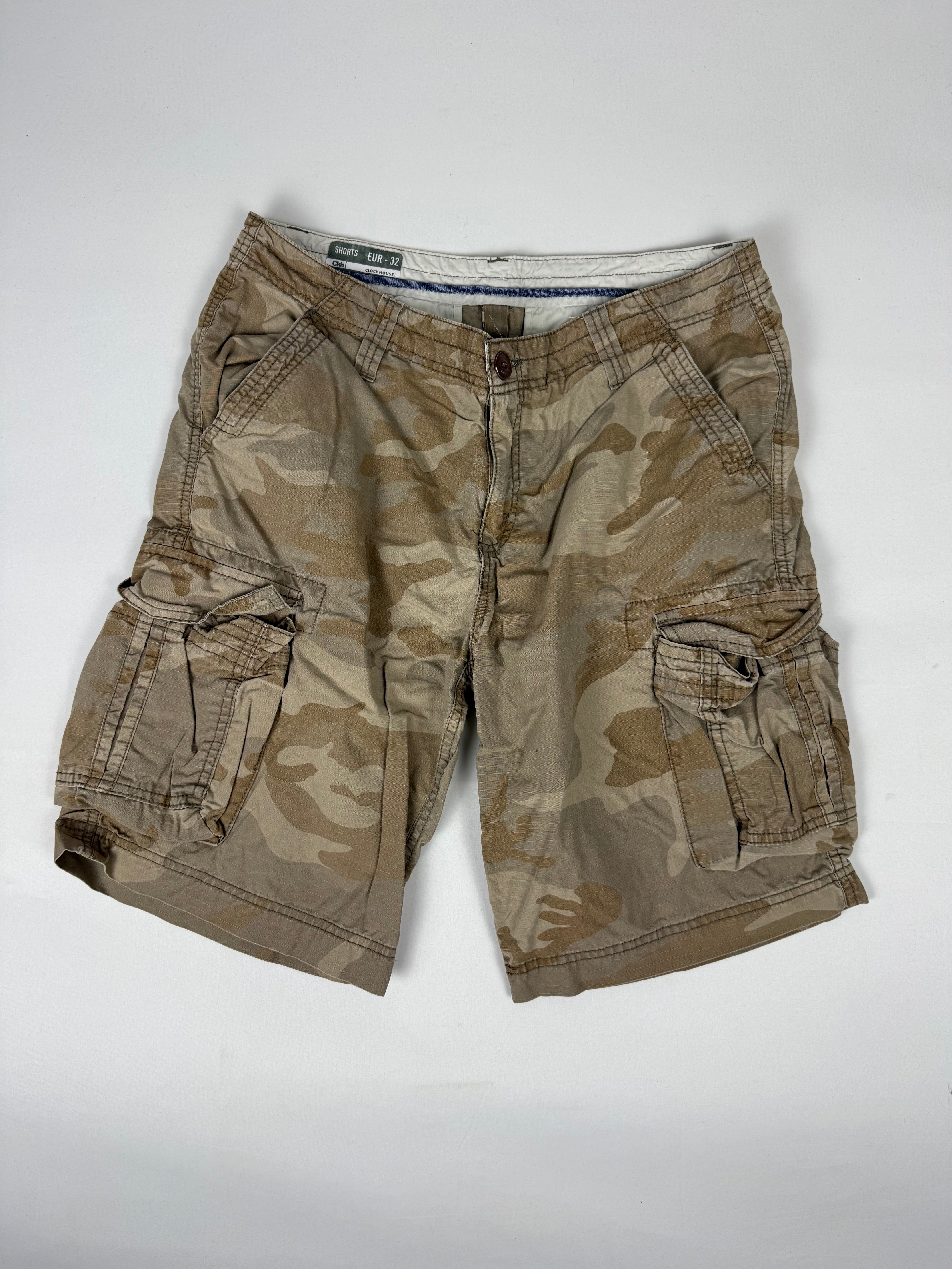 Khaki camo print baggy mid short (L)